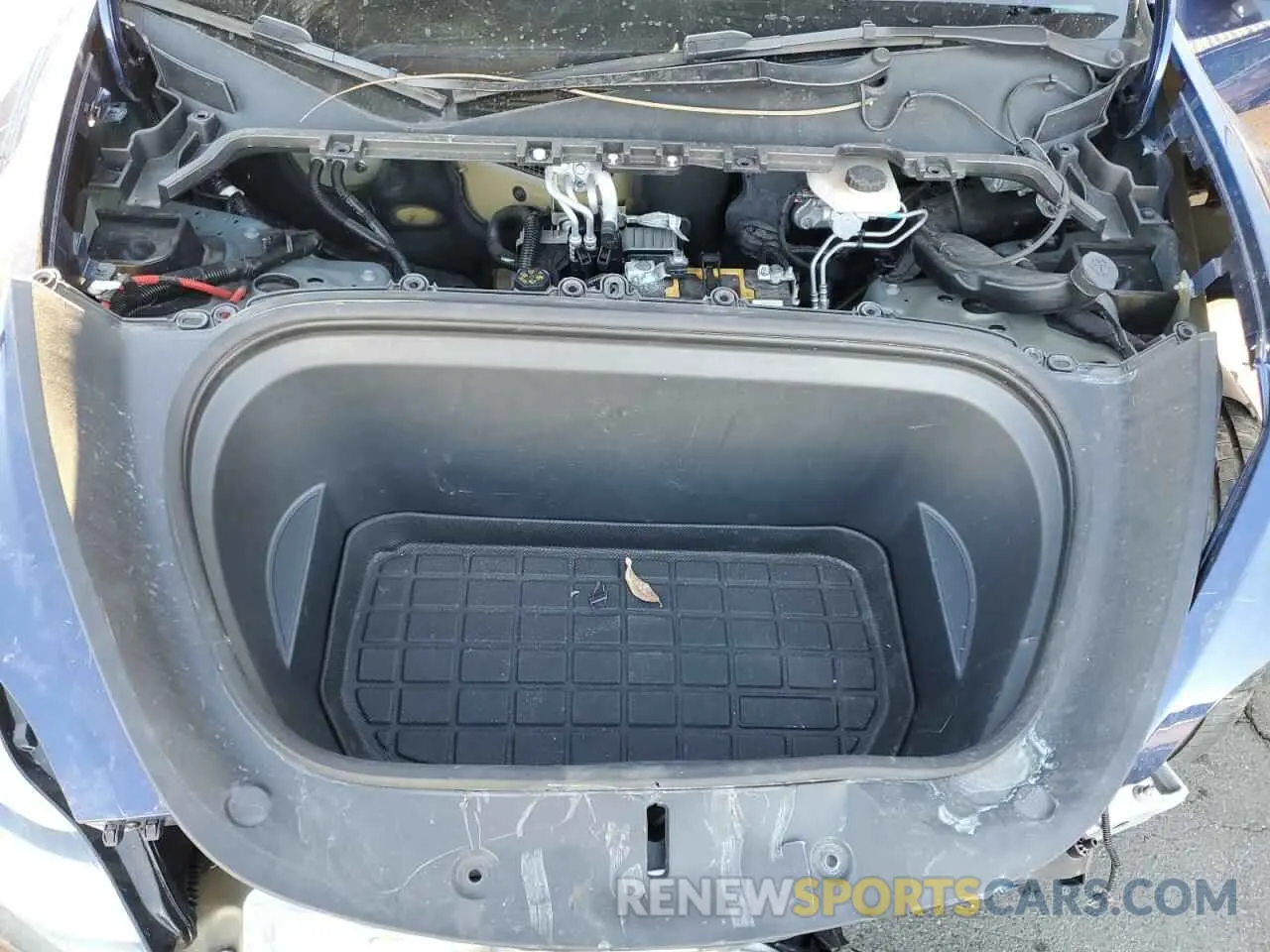 13 Photograph of a damaged car 5YJYGDEE9MF158144 TESLA MODEL Y 2021