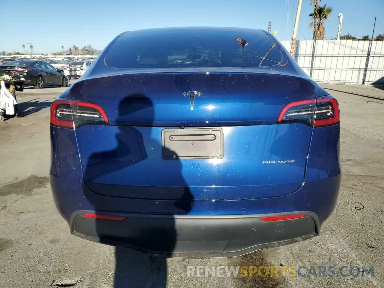 6 Photograph of a damaged car 5YJYGDEE9MF158144 TESLA MODEL Y 2021