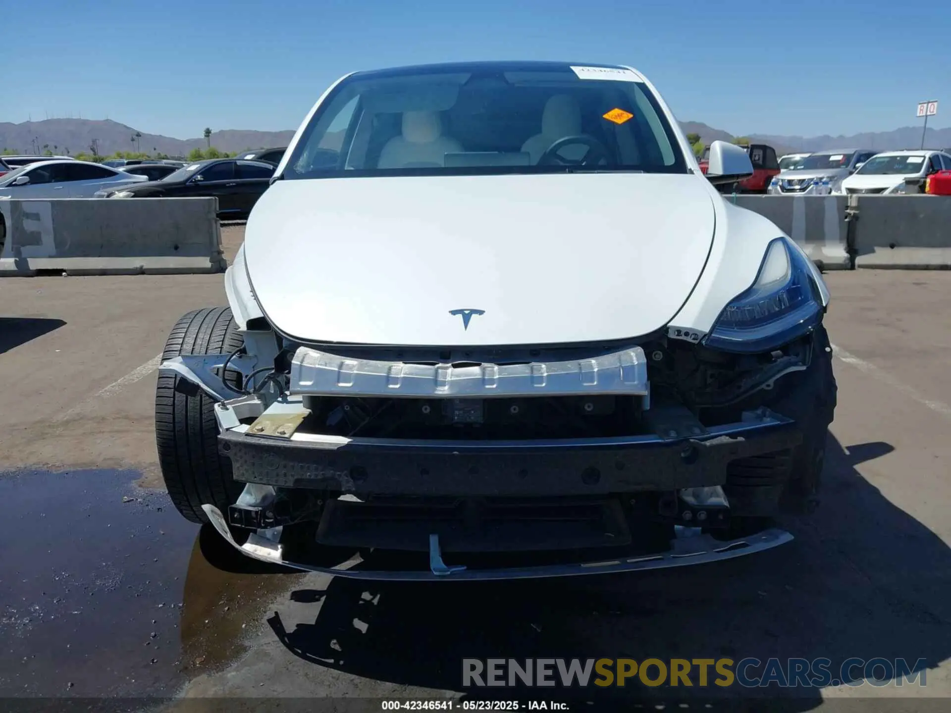 12 Photograph of a damaged car 5YJYGDEE9MF158242 TESLA MODEL Y 2021