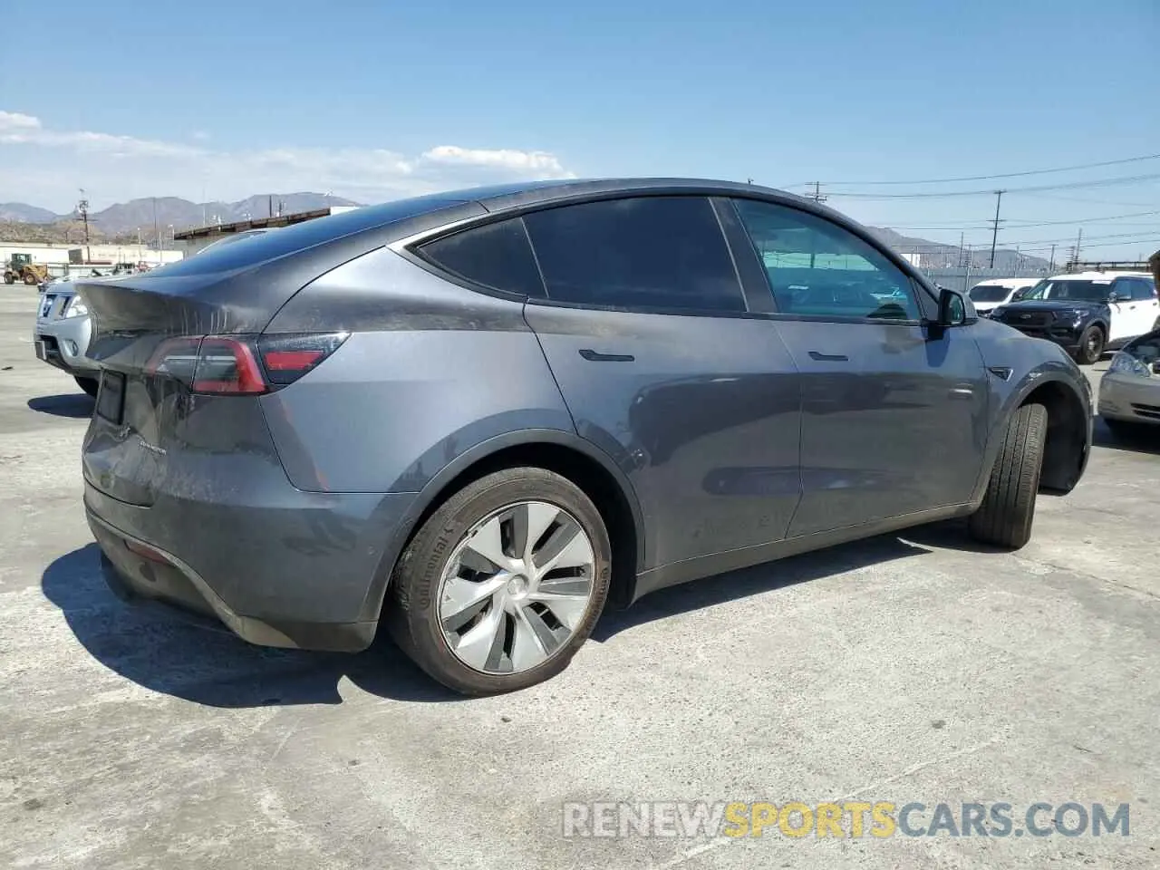 3 Photograph of a damaged car 5YJYGDEE9MF161898 TESLA MODEL Y 2021