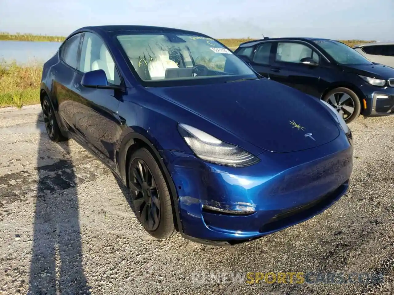 1 Photograph of a damaged car 5YJYGDEE9MF162016 TESLA MODEL Y 2021