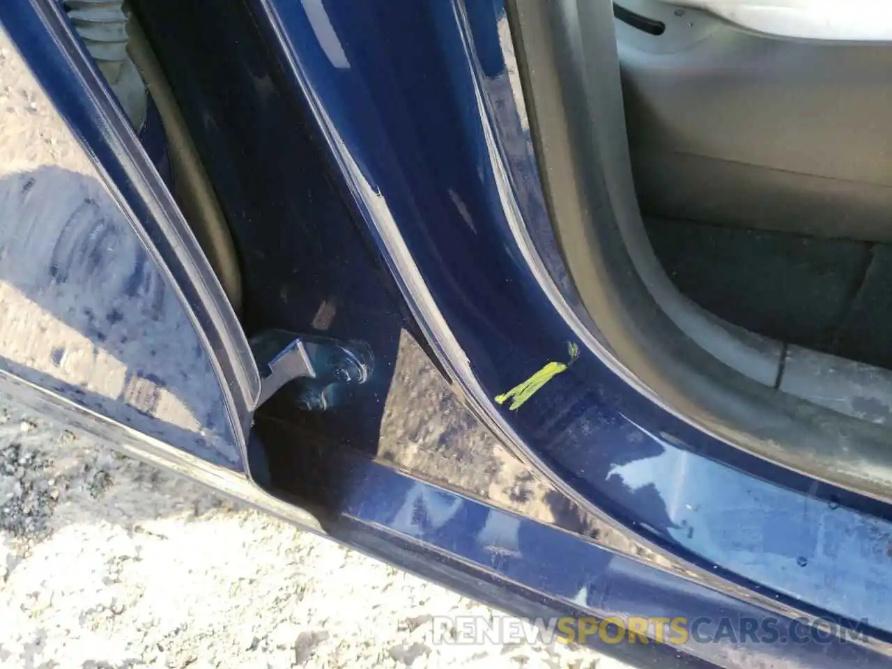 9 Photograph of a damaged car 5YJYGDEE9MF162016 TESLA MODEL Y 2021