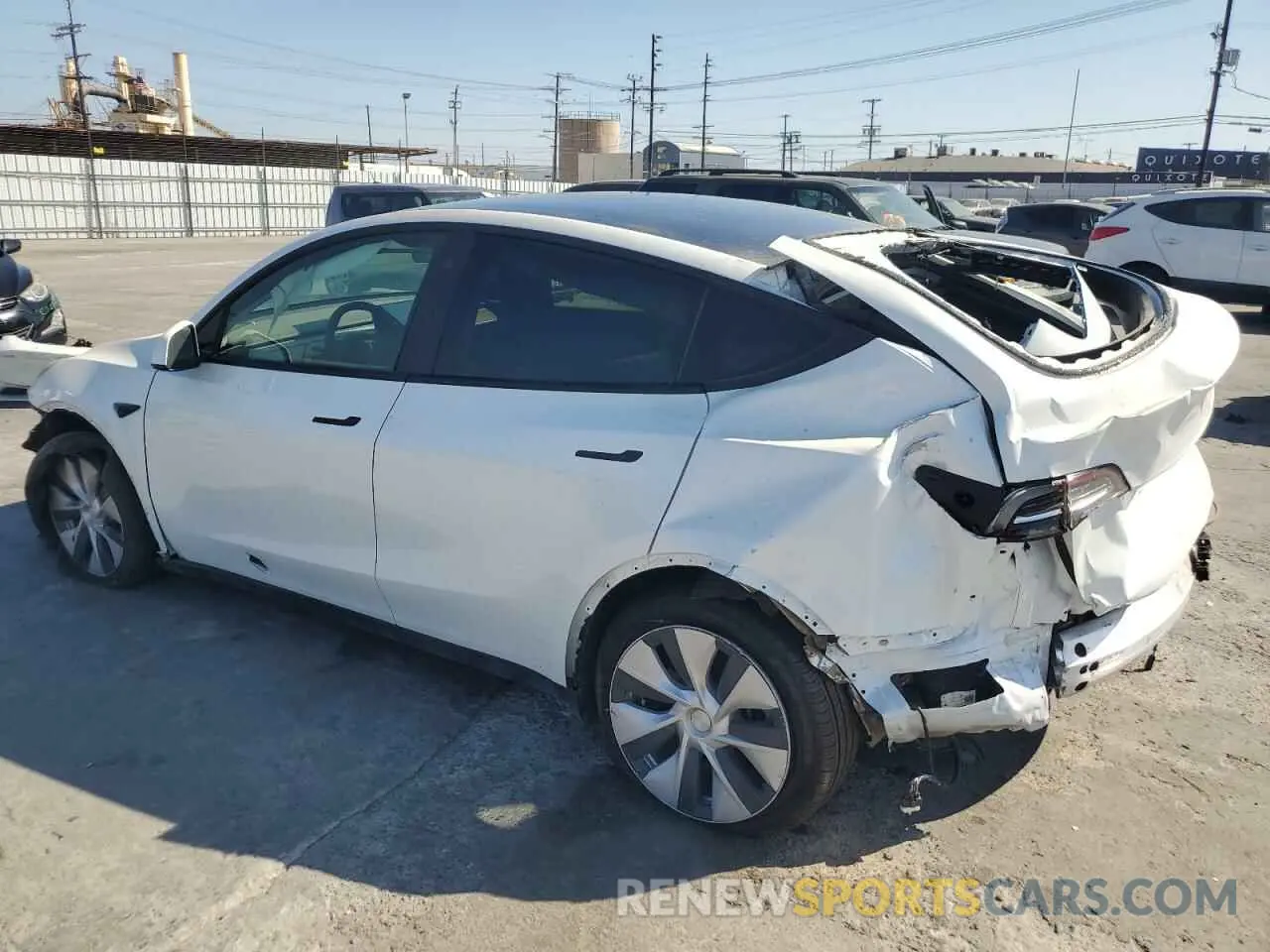 2 Photograph of a damaged car 5YJYGDEE9MF182394 TESLA MODEL Y 2021