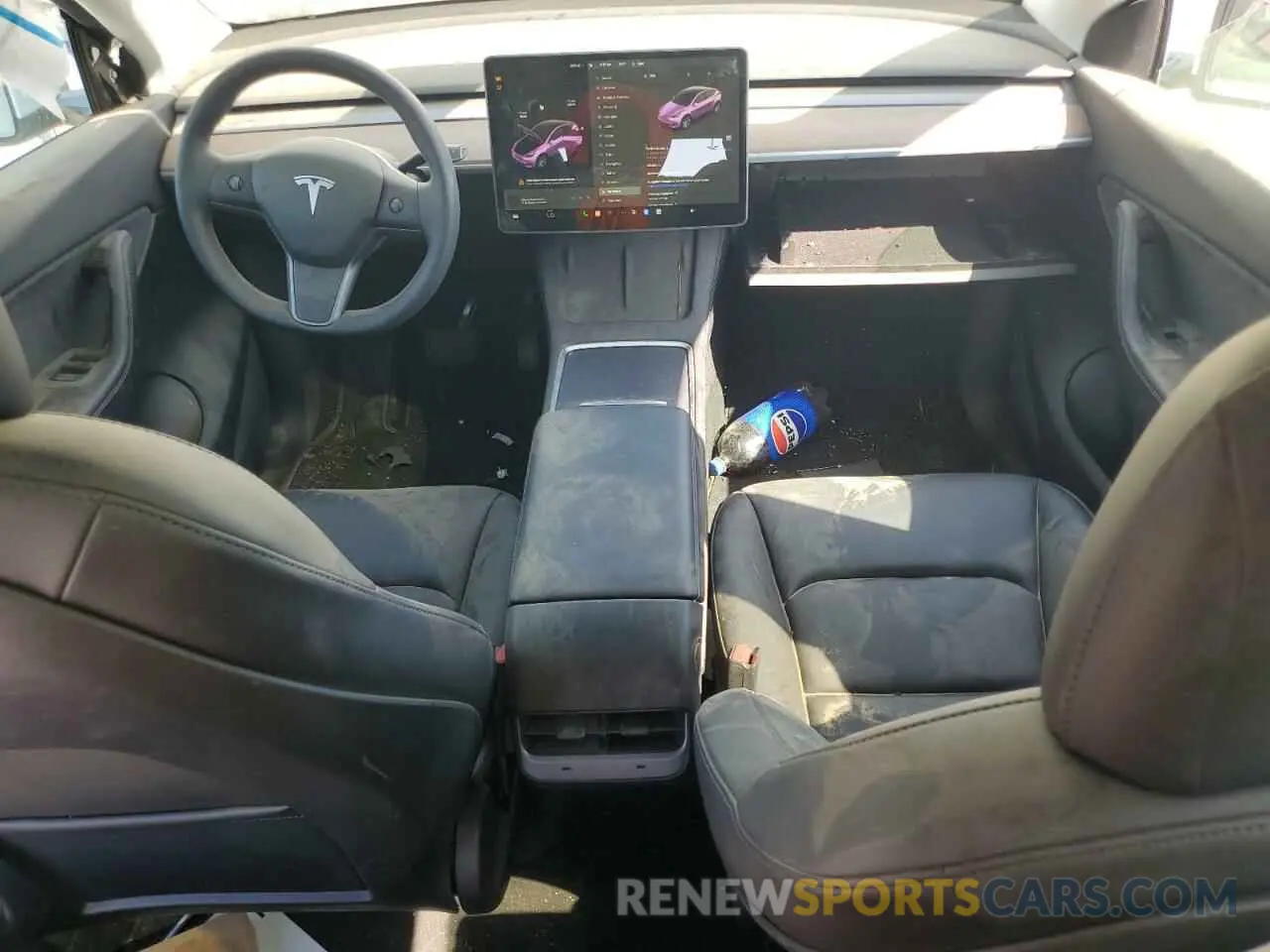 8 Photograph of a damaged car 5YJYGDEE9MF182394 TESLA MODEL Y 2021