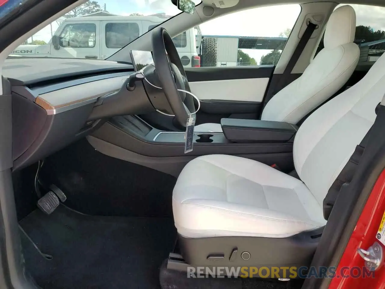 7 Photograph of a damaged car 5YJYGDEE9MF182492 TESLA MODEL Y 2021