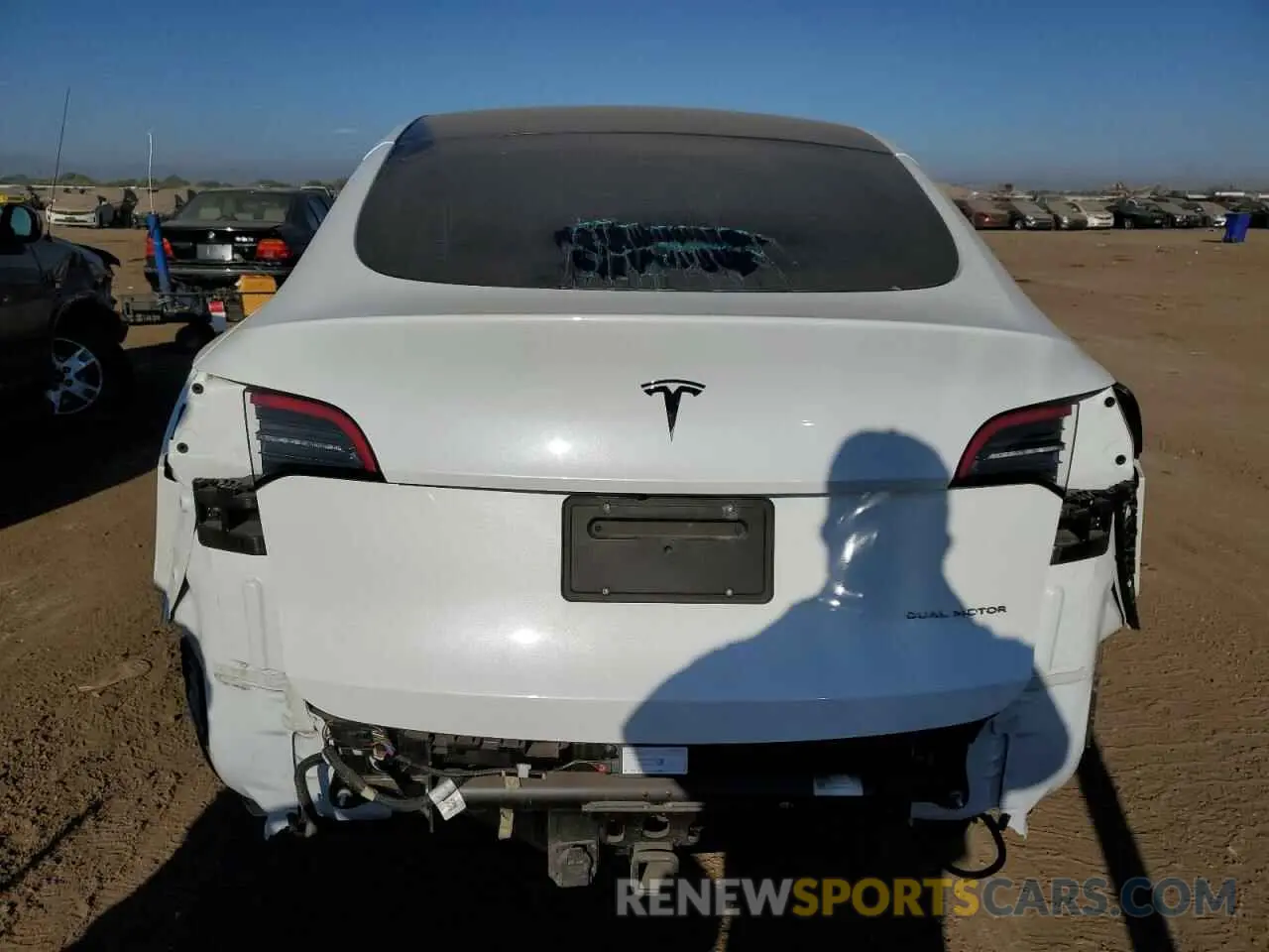 6 Photograph of a damaged car 5YJYGDEE9MF185179 TESLA MODEL Y 2021