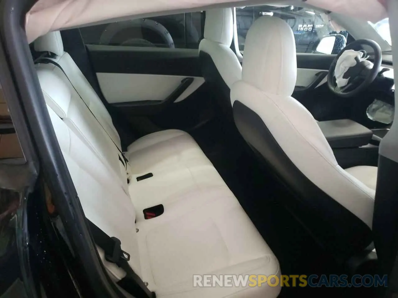 10 Photograph of a damaged car 5YJYGDEE9MF195579 TESLA MODEL Y 2021