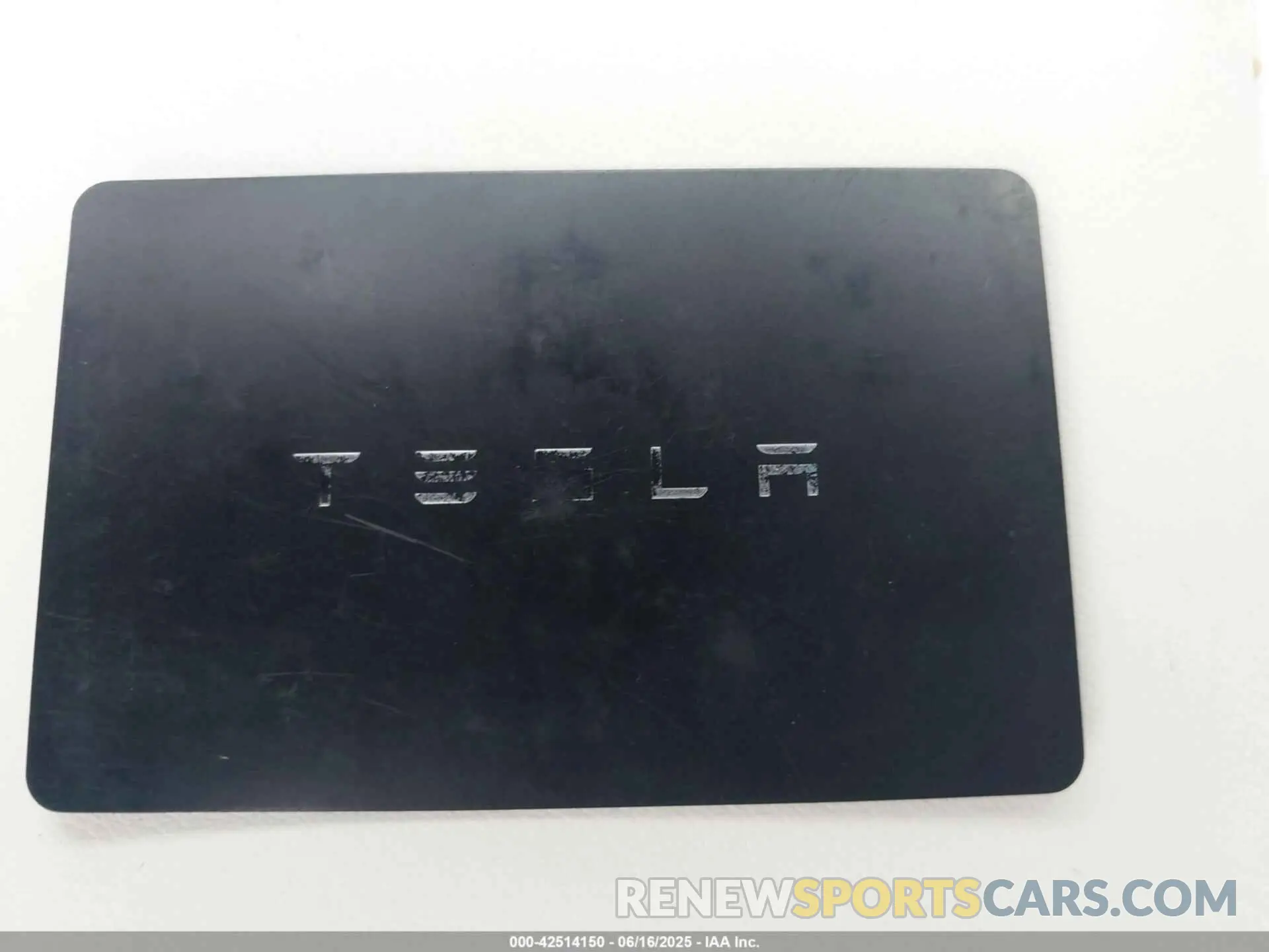 11 Photograph of a damaged car 5YJYGDEE9MF202305 TESLA MODEL Y 2021