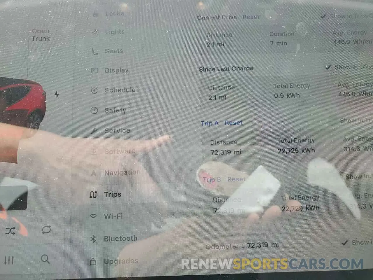 9 Photograph of a damaged car 5YJYGDEE9MF209013 TESLA MODEL Y 2021