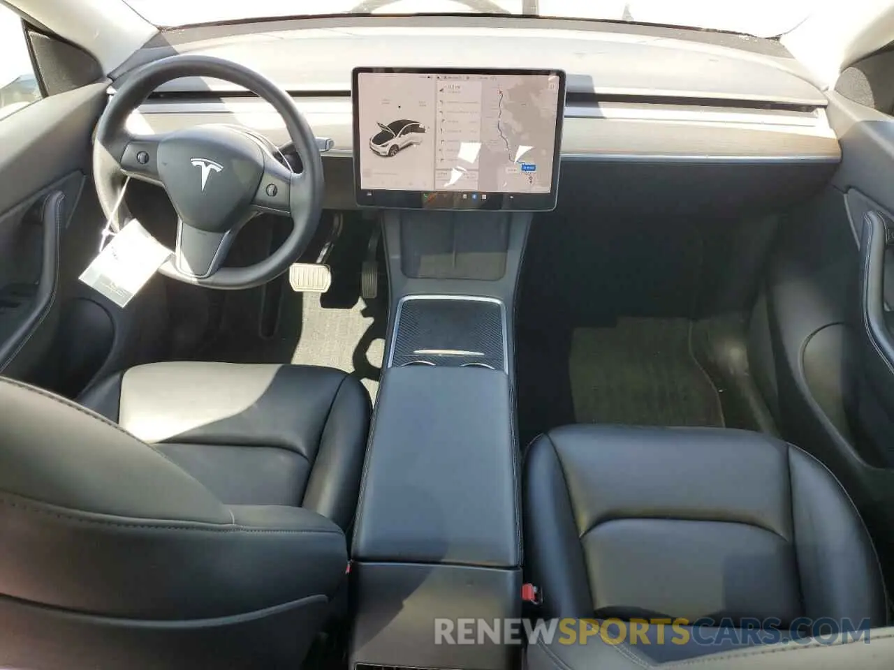8 Photograph of a damaged car 5YJYGDEE9MF213739 TESLA MODEL Y 2021