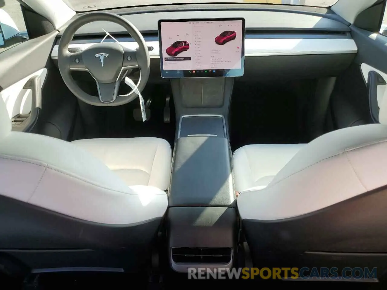 8 Photograph of a damaged car 5YJYGDEE9MF231125 TESLA MODEL Y 2021