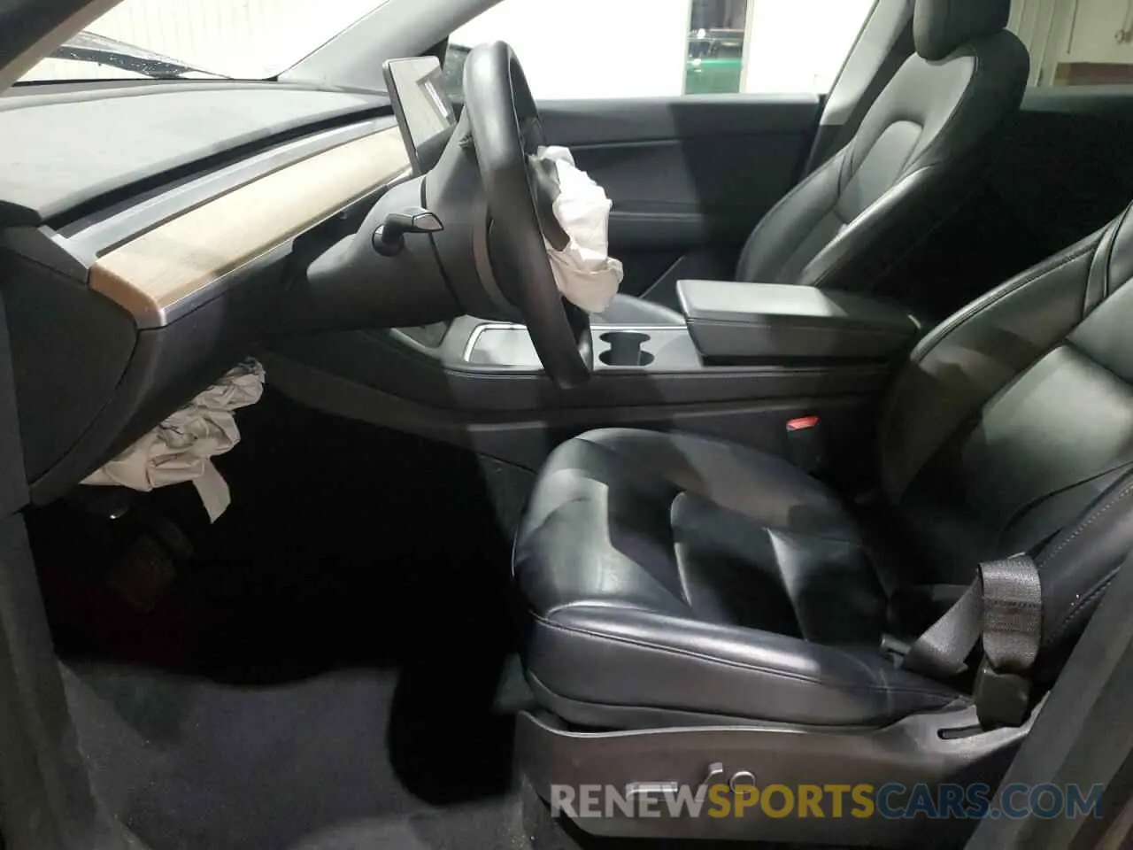 7 Photograph of a damaged car 5YJYGDEE9MF233795 TESLA MODEL Y 2021