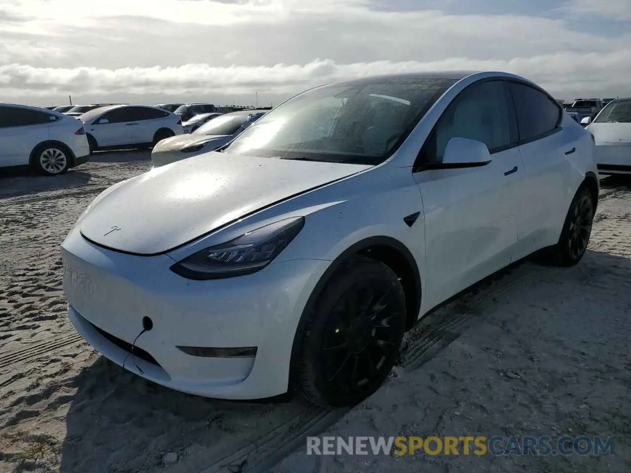 1 Photograph of a damaged car 5YJYGDEE9MF264786 TESLA MODEL Y 2021