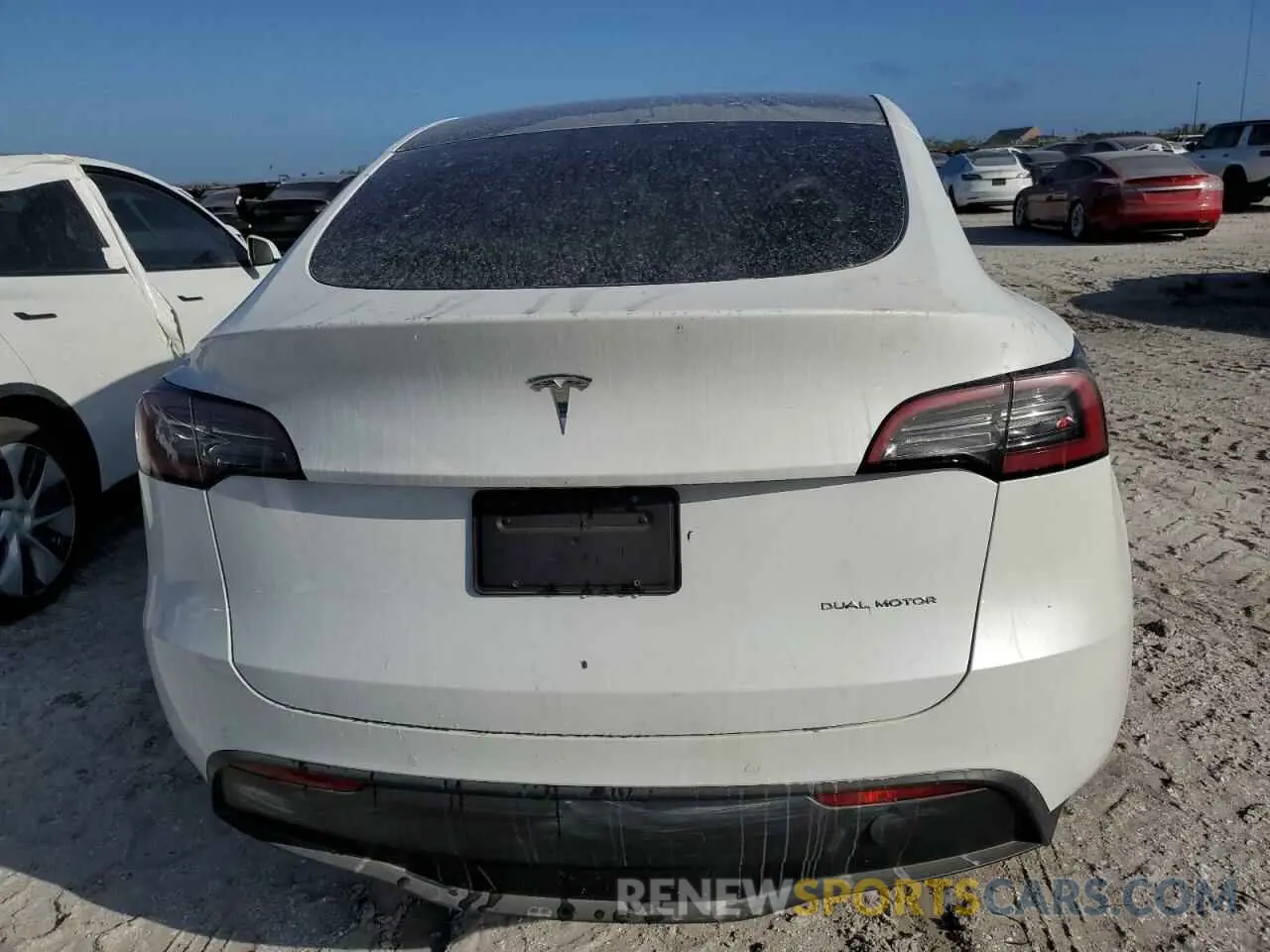 6 Photograph of a damaged car 5YJYGDEE9MF264786 TESLA MODEL Y 2021