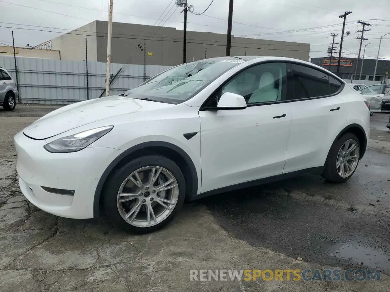 1 Photograph of a damaged car 5YJYGDEE9MF282138 TESLA MODEL Y 2021