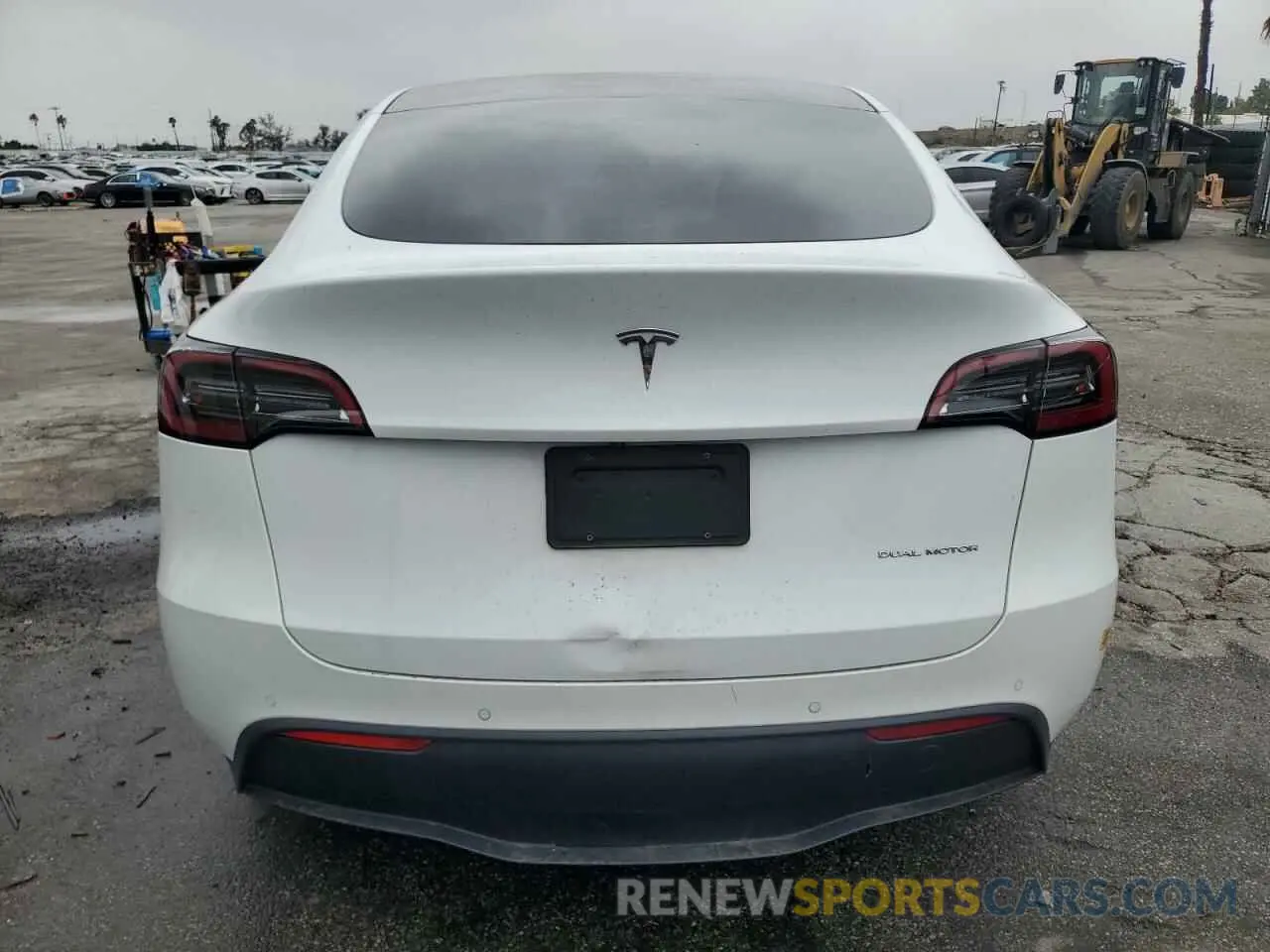 6 Photograph of a damaged car 5YJYGDEE9MF282138 TESLA MODEL Y 2021