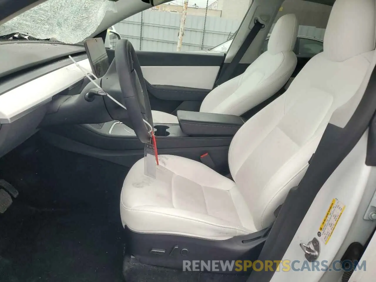 7 Photograph of a damaged car 5YJYGDEE9MF282138 TESLA MODEL Y 2021