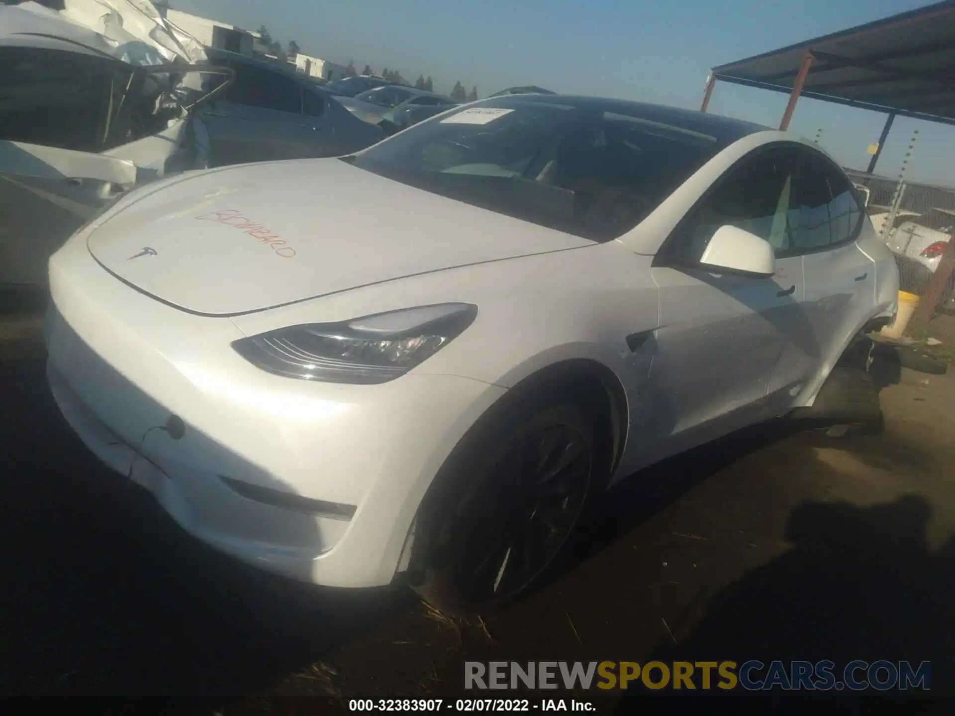 2 Photograph of a damaged car 5YJYGDEE9MF282933 TESLA MODEL Y 2021