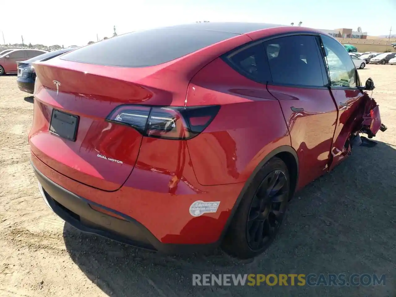 4 Photograph of a damaged car 5YJYGDEE9MF286626 TESLA MODEL Y 2021