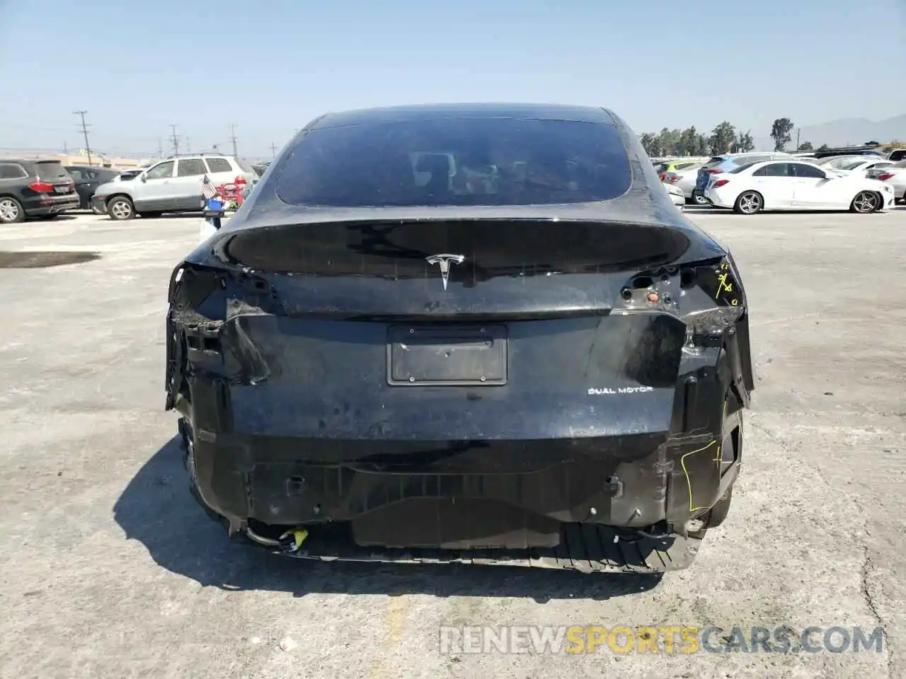 6 Photograph of a damaged car 5YJYGDEE9MF286853 TESLA MODEL Y 2021