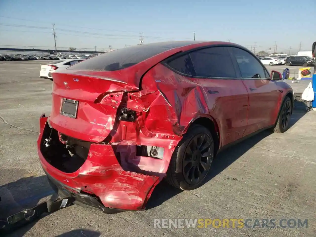 4 Photograph of a damaged car 5YJYGDEE9MF299473 TESLA MODEL Y 2021