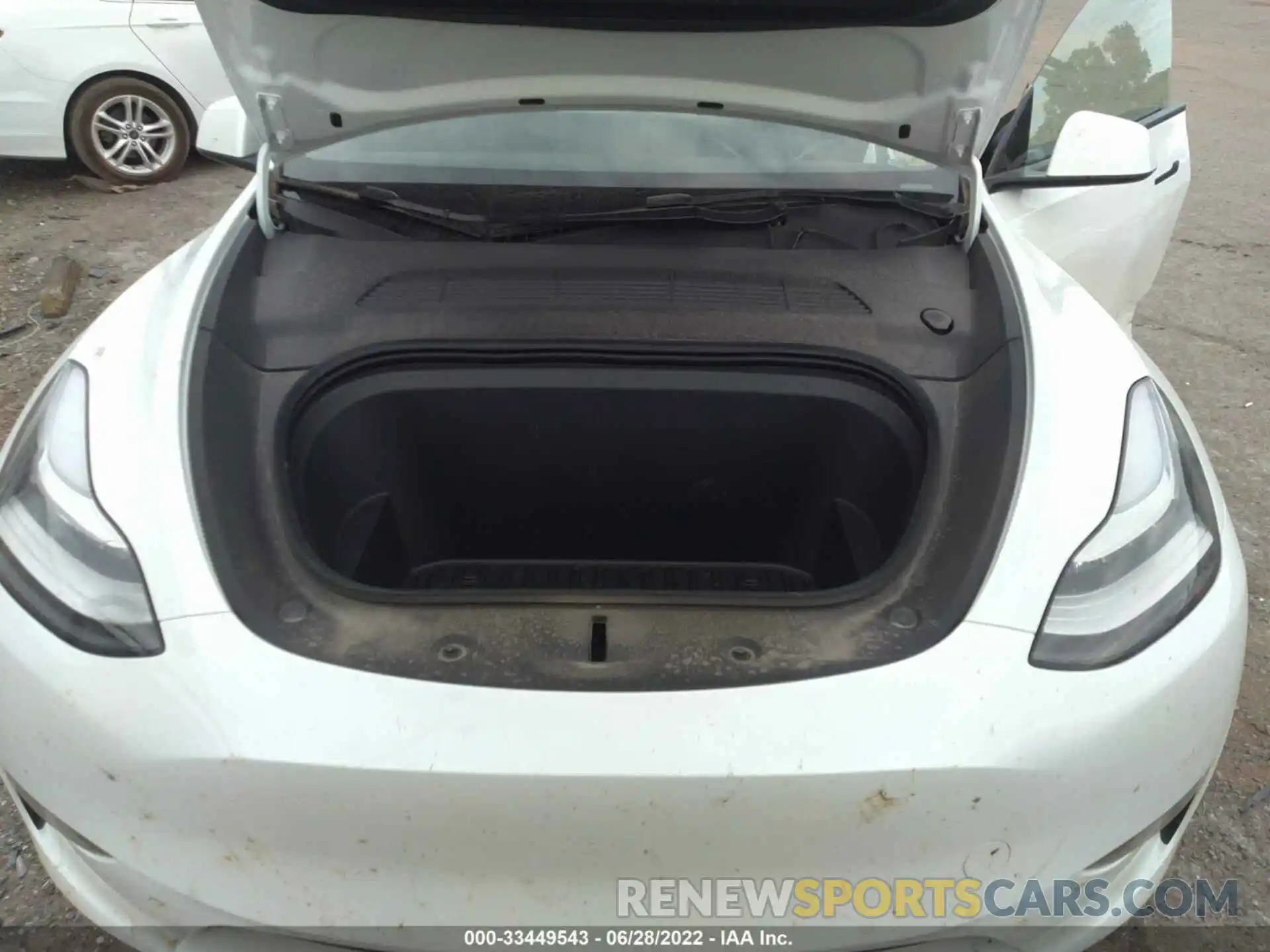 10 Photograph of a damaged car 5YJYGDEE9MF300251 TESLA MODEL Y 2021