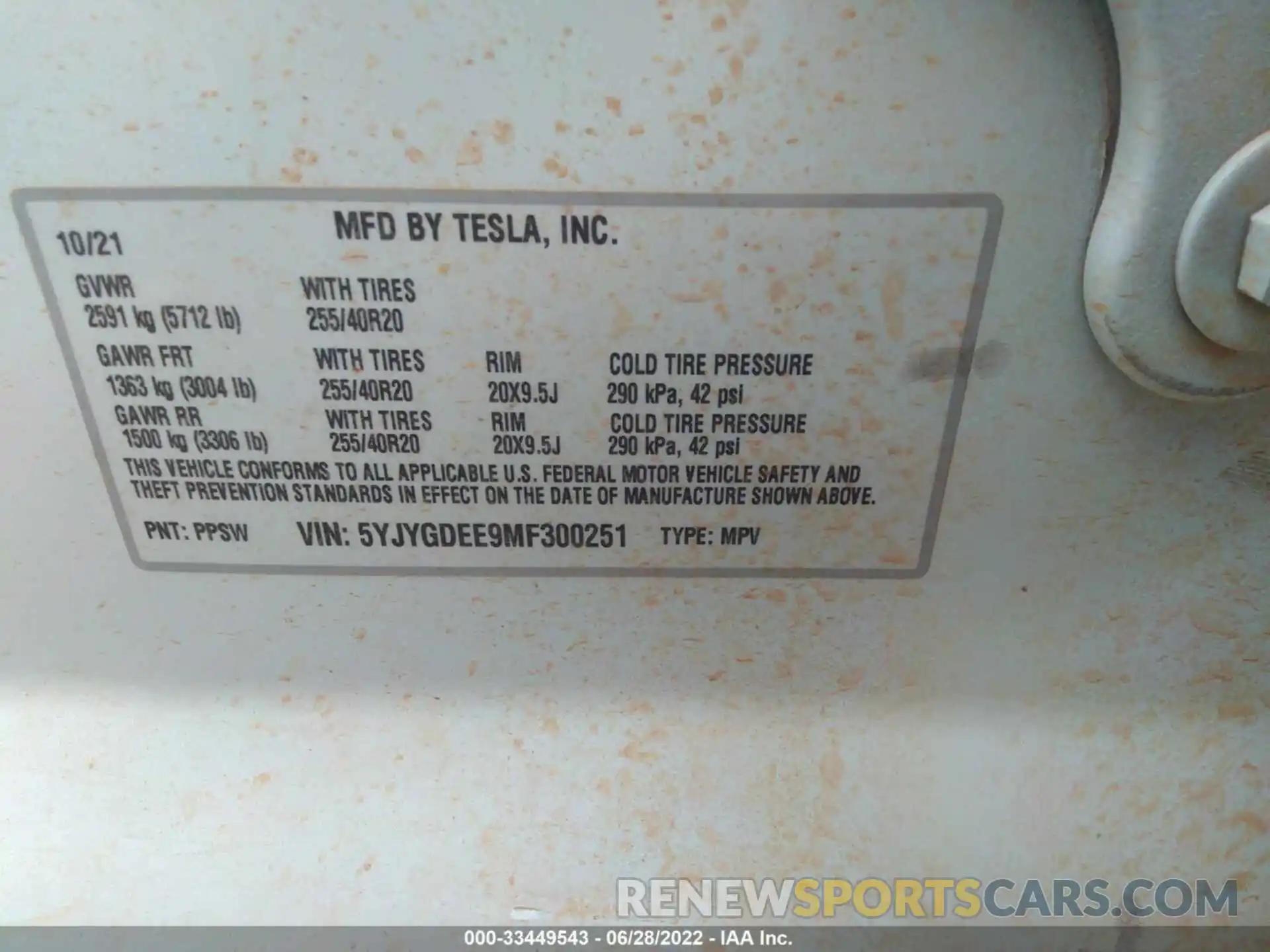 9 Photograph of a damaged car 5YJYGDEE9MF300251 TESLA MODEL Y 2021