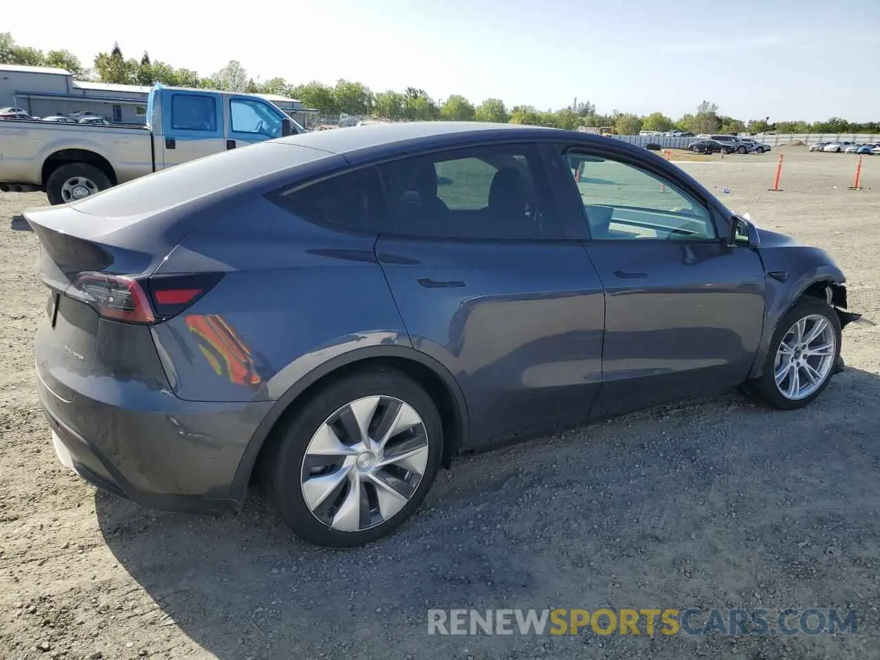 3 Photograph of a damaged car 5YJYGDEE9MF304607 TESLA MODEL Y 2021