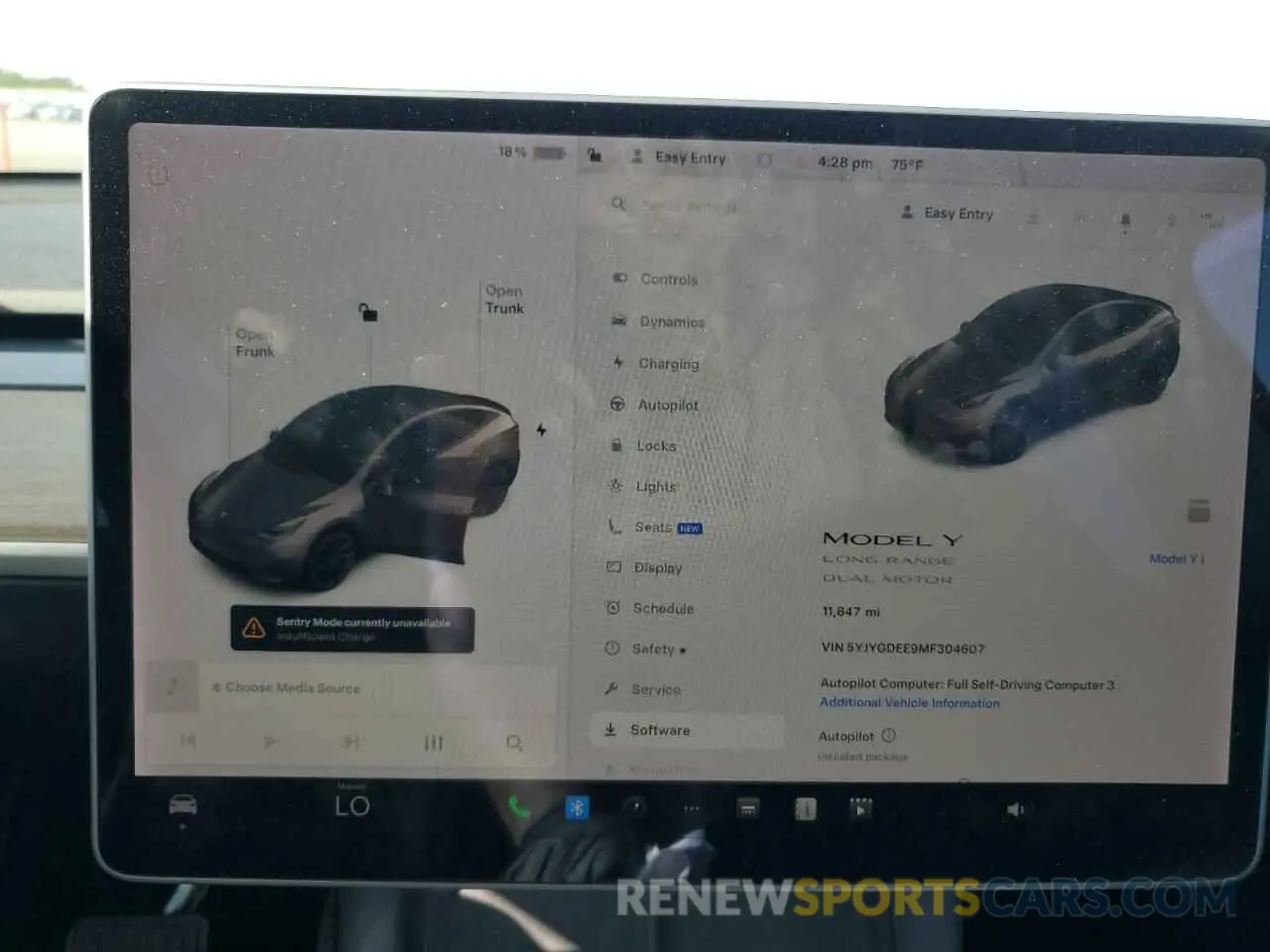 9 Photograph of a damaged car 5YJYGDEE9MF304607 TESLA MODEL Y 2021