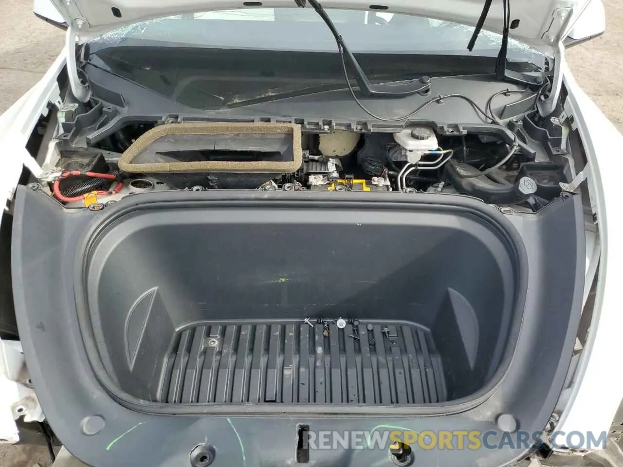 11 Photograph of a damaged car 5YJYGDEEXMF063219 TESLA MODEL Y 2021