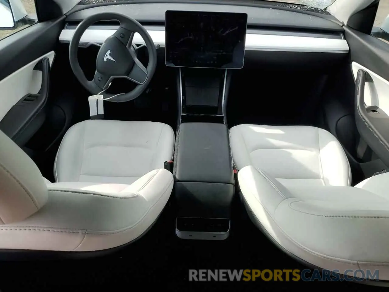 8 Photograph of a damaged car 5YJYGDEEXMF063219 TESLA MODEL Y 2021