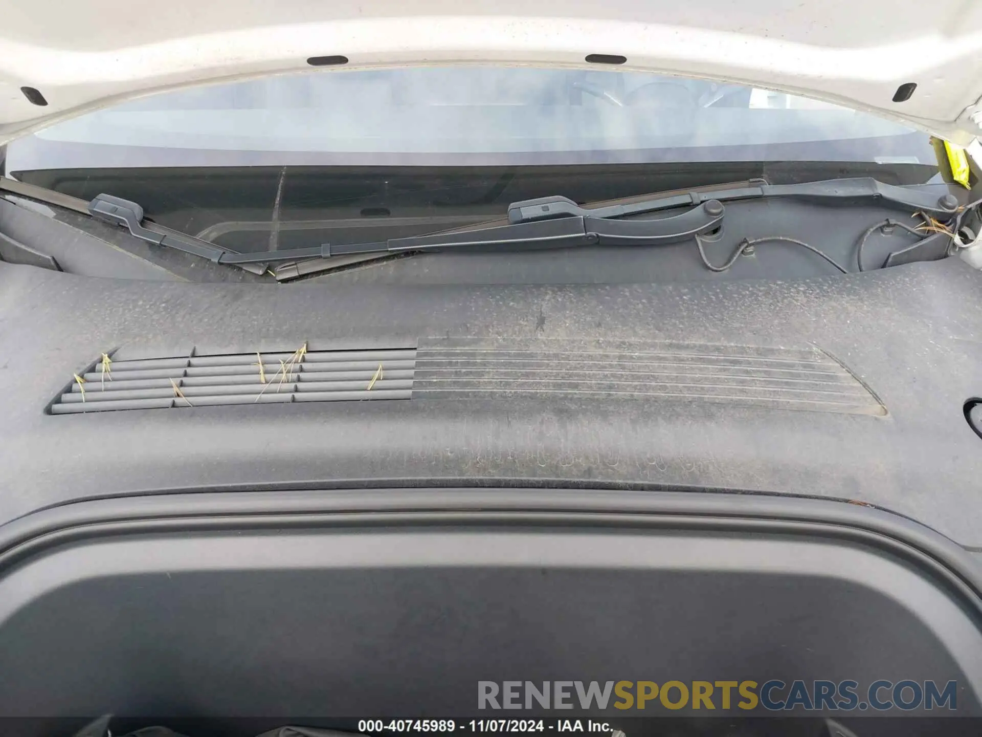 10 Photograph of a damaged car 5YJYGDEEXMF083289 TESLA MODEL Y 2021