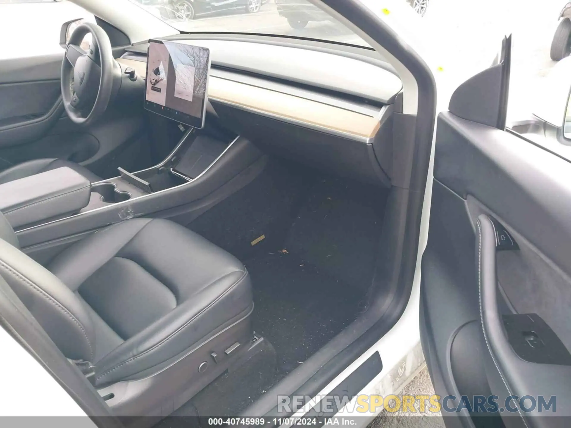 5 Photograph of a damaged car 5YJYGDEEXMF083289 TESLA MODEL Y 2021