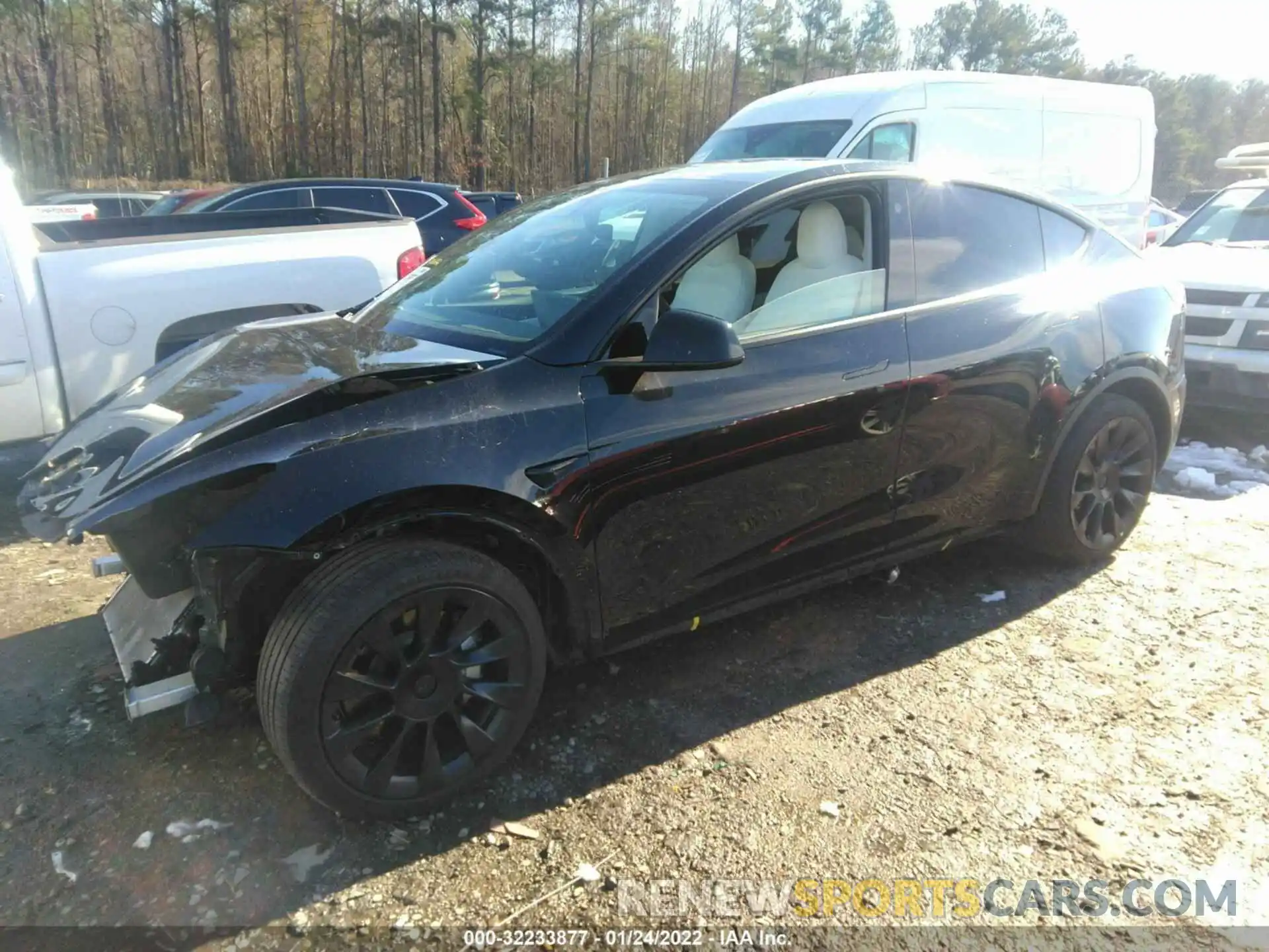 2 Photograph of a damaged car 5YJYGDEEXMF083339 TESLA MODEL Y 2021