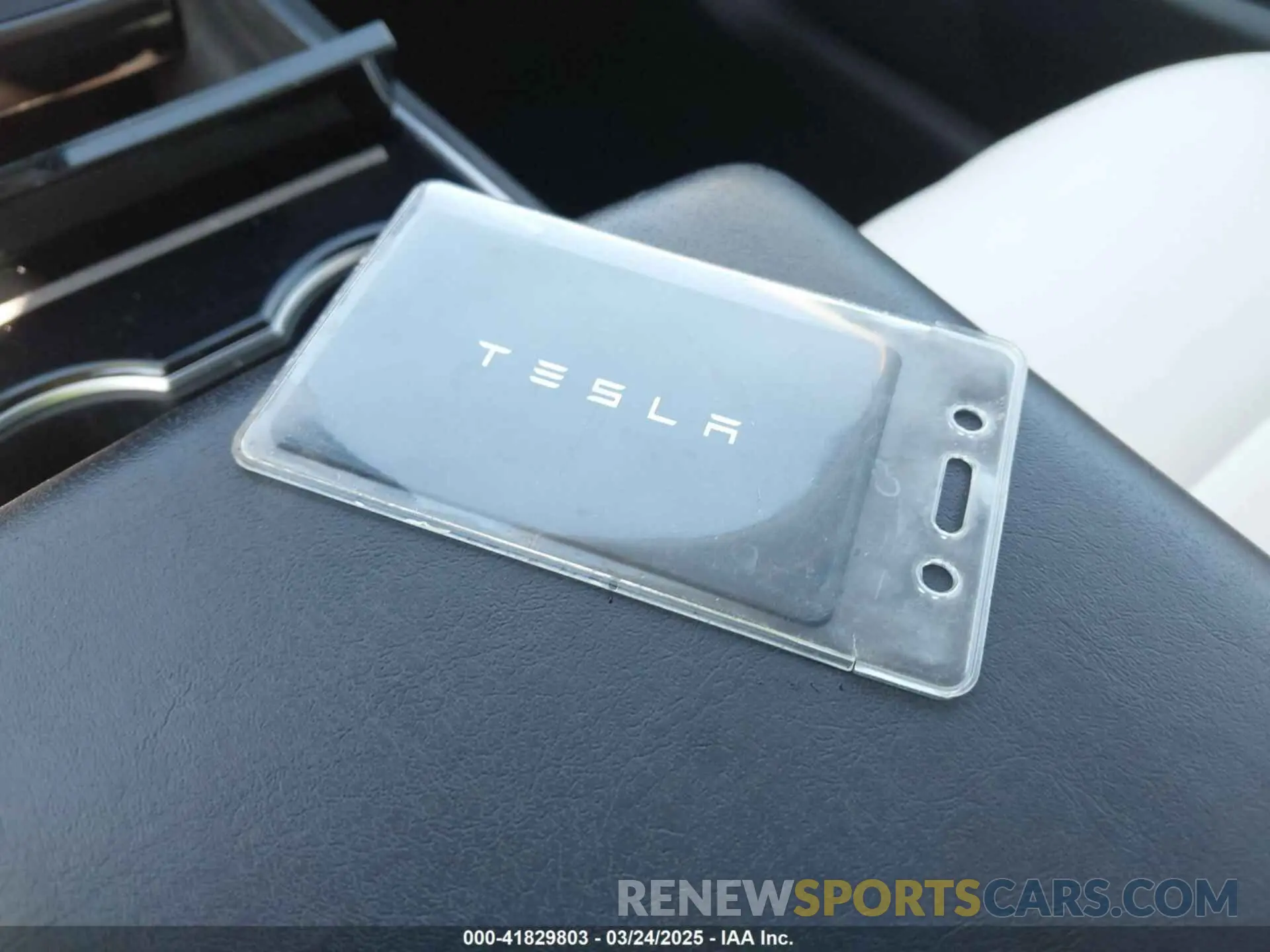 11 Photograph of a damaged car 5YJYGDEEXMF085530 TESLA MODEL Y 2021