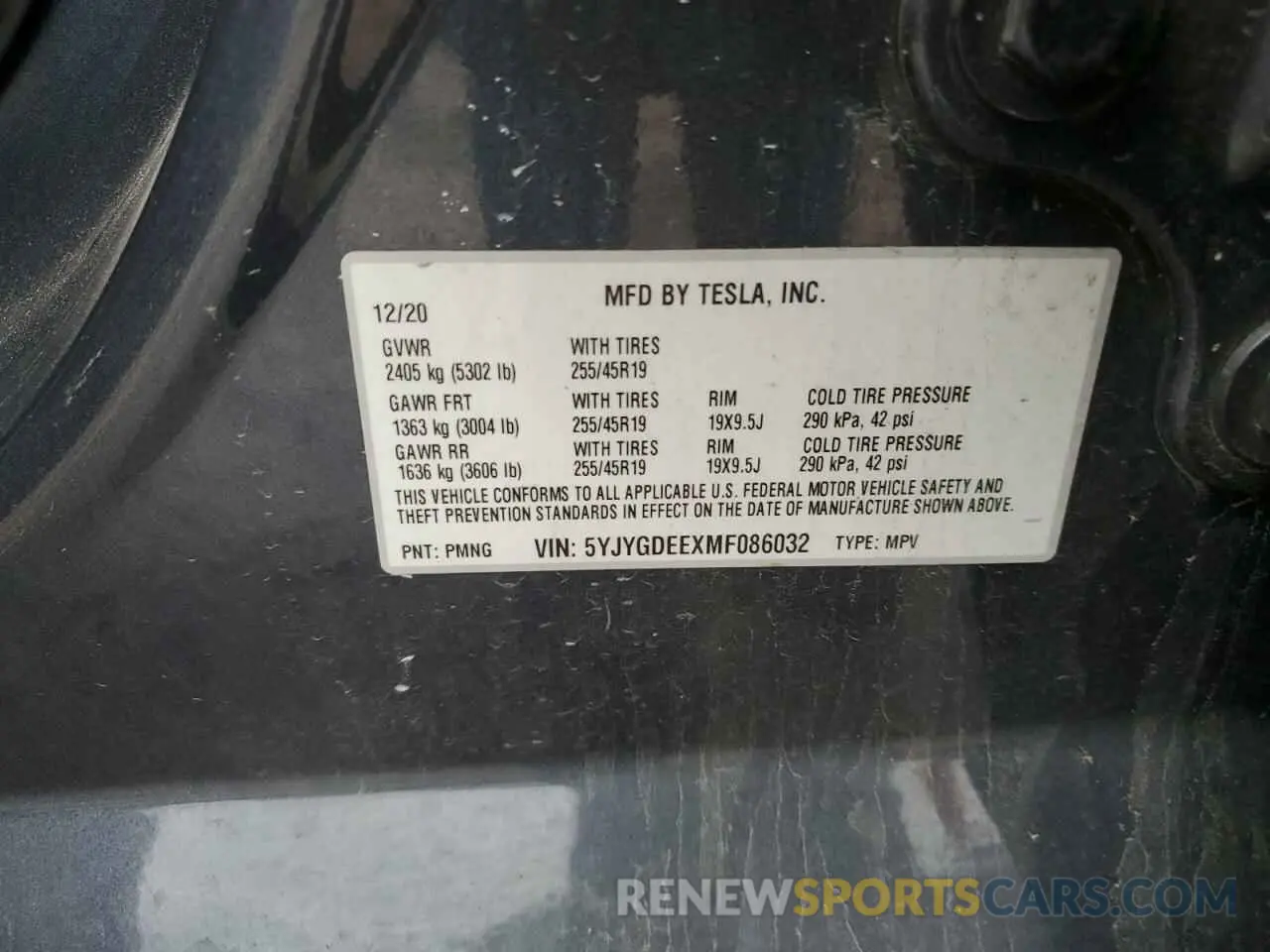 13 Photograph of a damaged car 5YJYGDEEXMF086032 TESLA MODEL Y 2021
