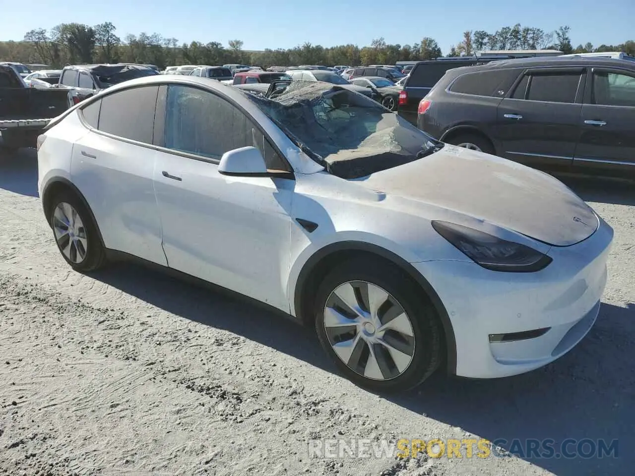 4 Photograph of a damaged car 5YJYGDEEXMF086337 TESLA MODEL Y 2021