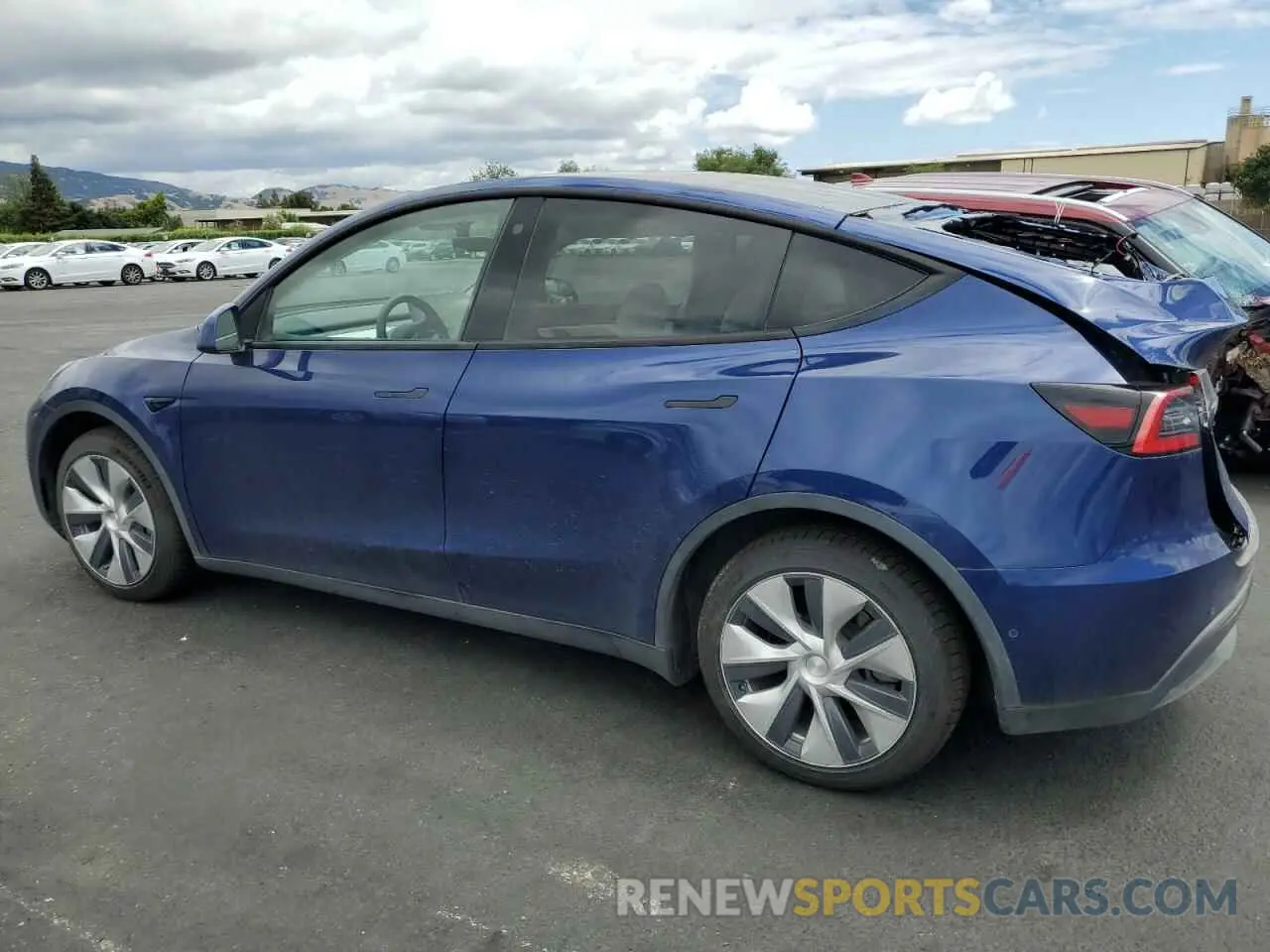2 Photograph of a damaged car 5YJYGDEEXMF090050 TESLA MODEL Y 2021