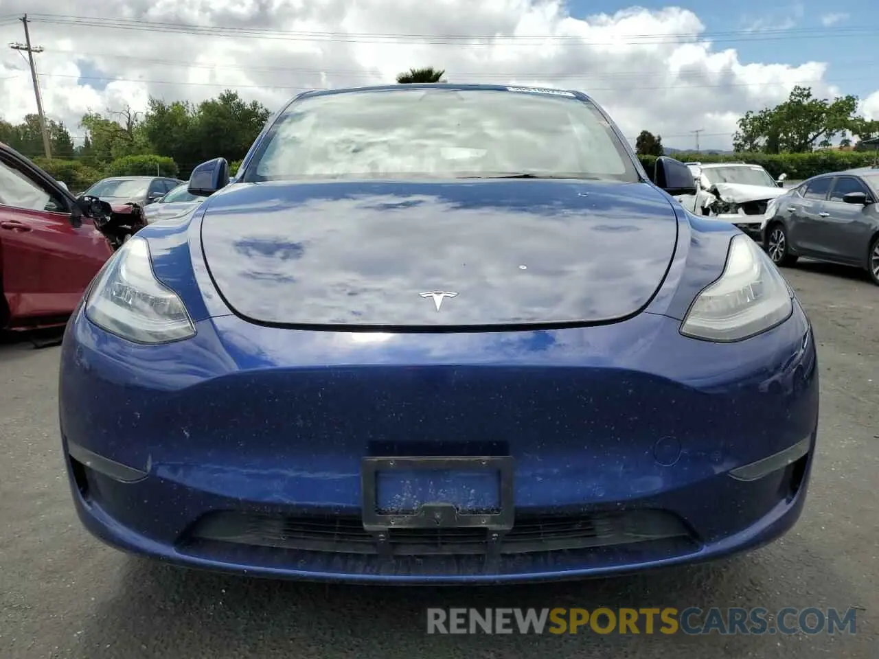5 Photograph of a damaged car 5YJYGDEEXMF090050 TESLA MODEL Y 2021