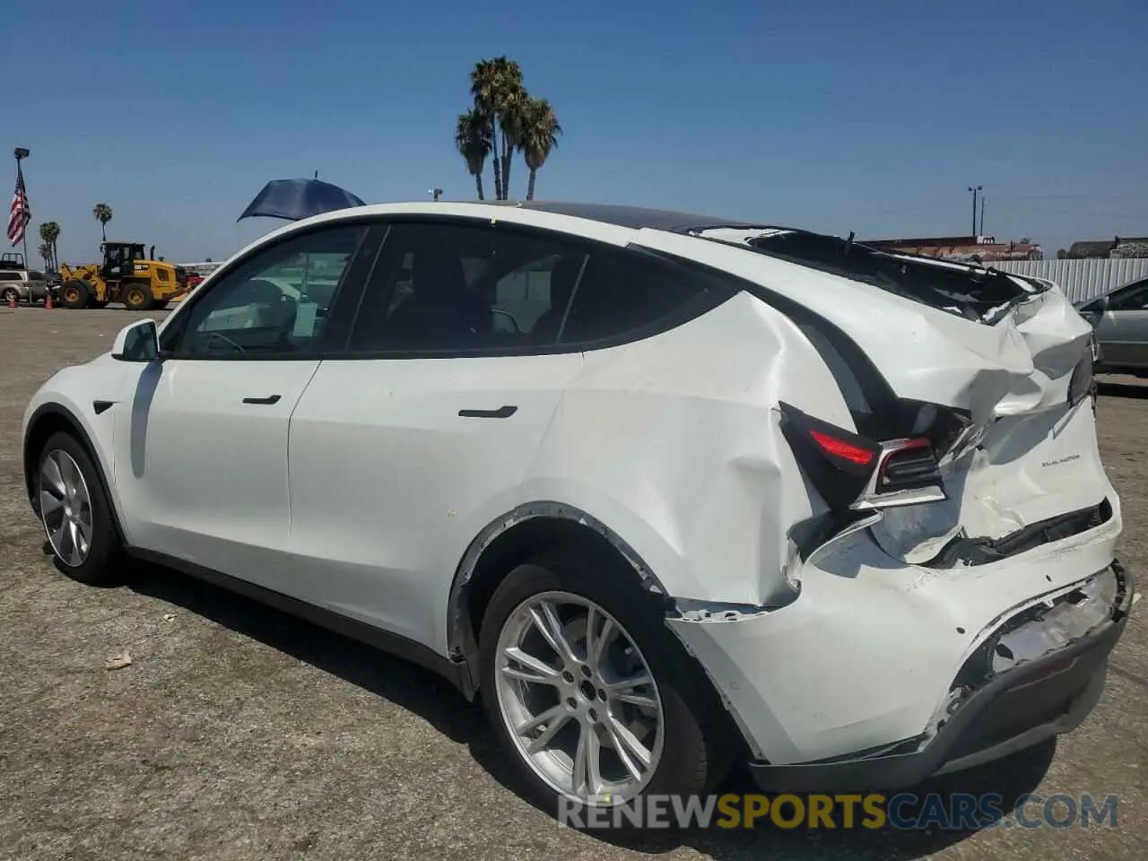 2 Photograph of a damaged car 5YJYGDEEXMF092137 TESLA MODEL Y 2021