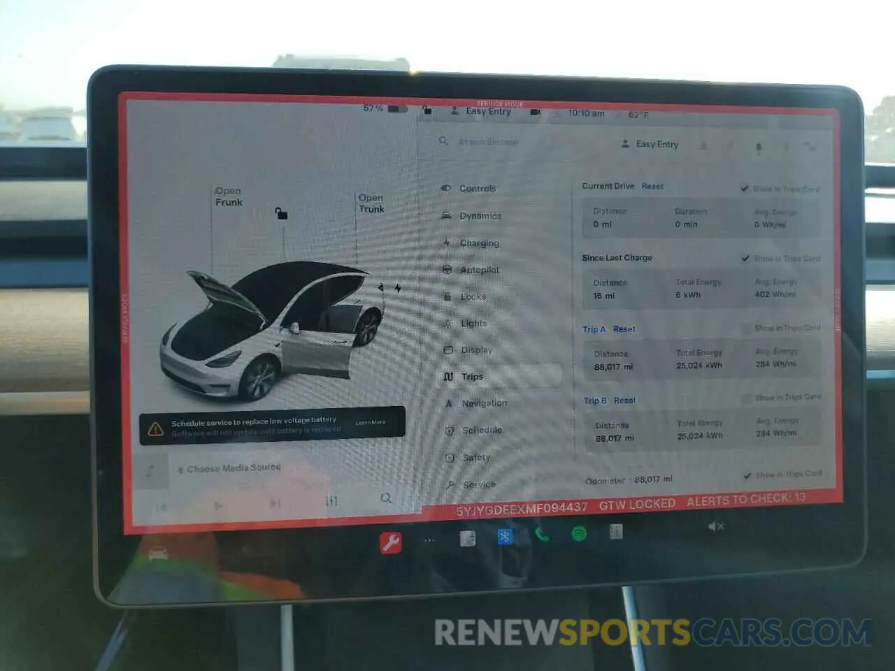 9 Photograph of a damaged car 5YJYGDEEXMF094437 TESLA MODEL Y 2021