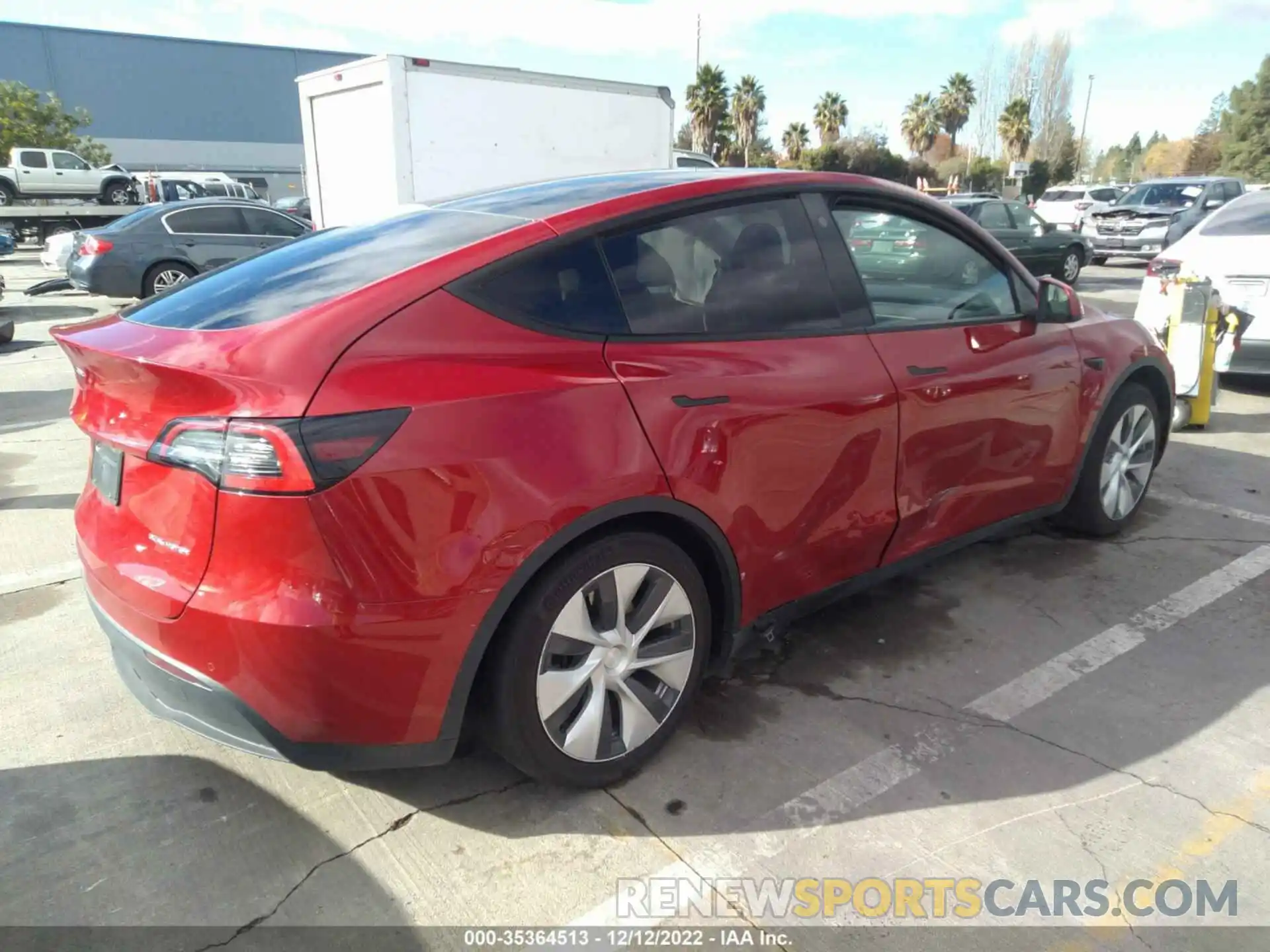 4 Photograph of a damaged car 5YJYGDEEXMF099489 TESLA MODEL Y 2021