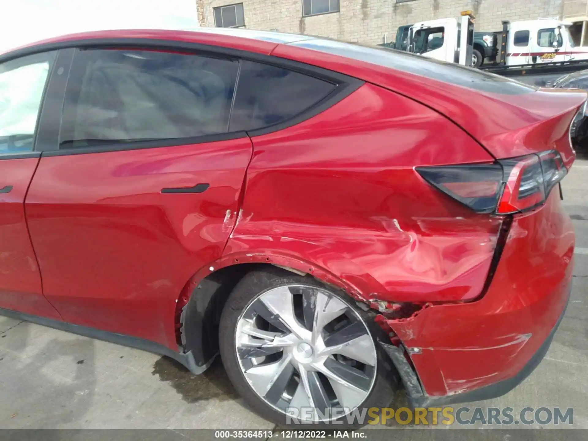 6 Photograph of a damaged car 5YJYGDEEXMF099489 TESLA MODEL Y 2021