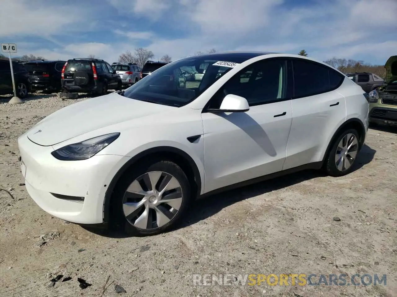 1 Photograph of a damaged car 5YJYGDEEXMF109874 TESLA MODEL Y 2021