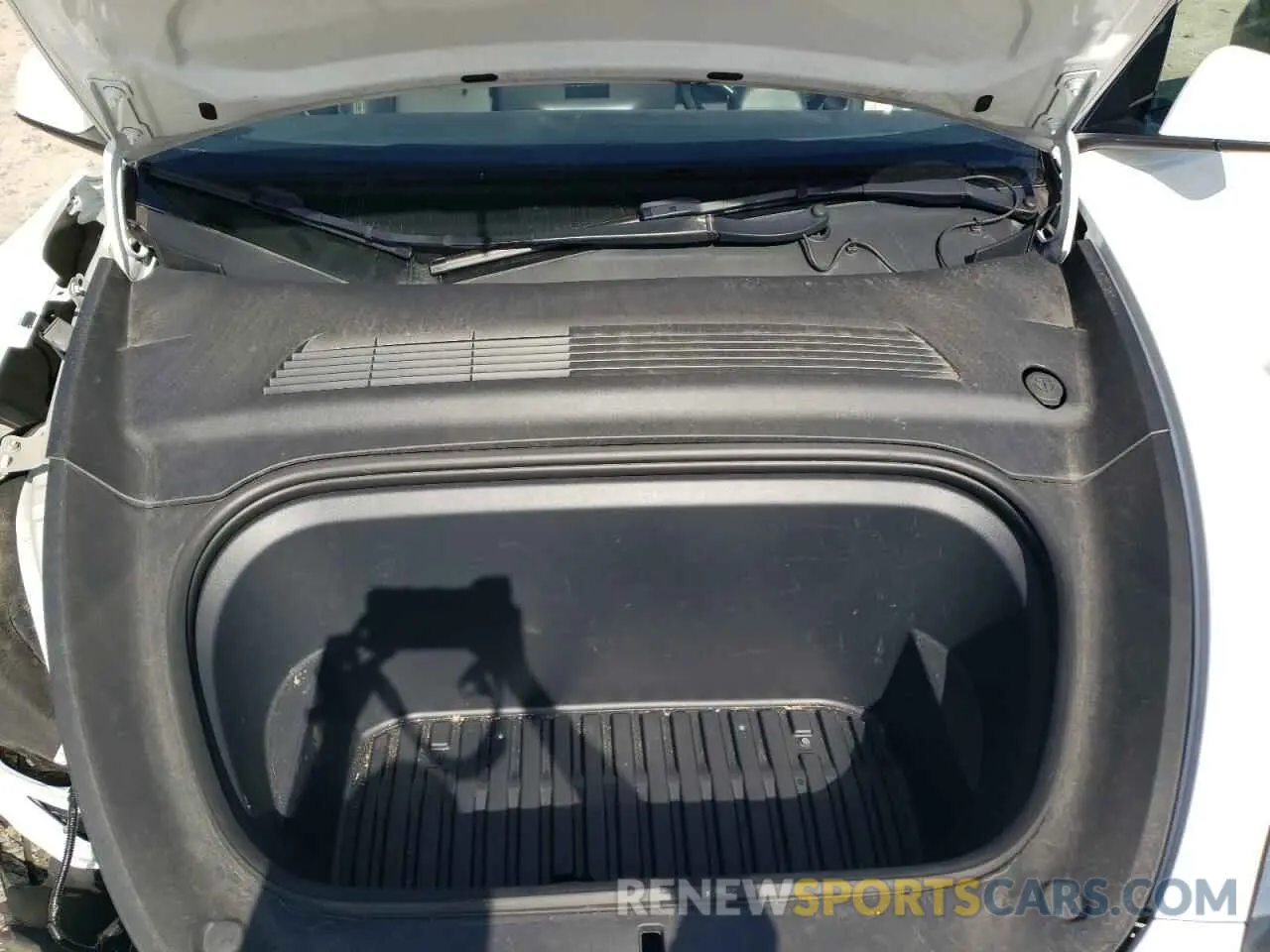 12 Photograph of a damaged car 5YJYGDEEXMF109874 TESLA MODEL Y 2021