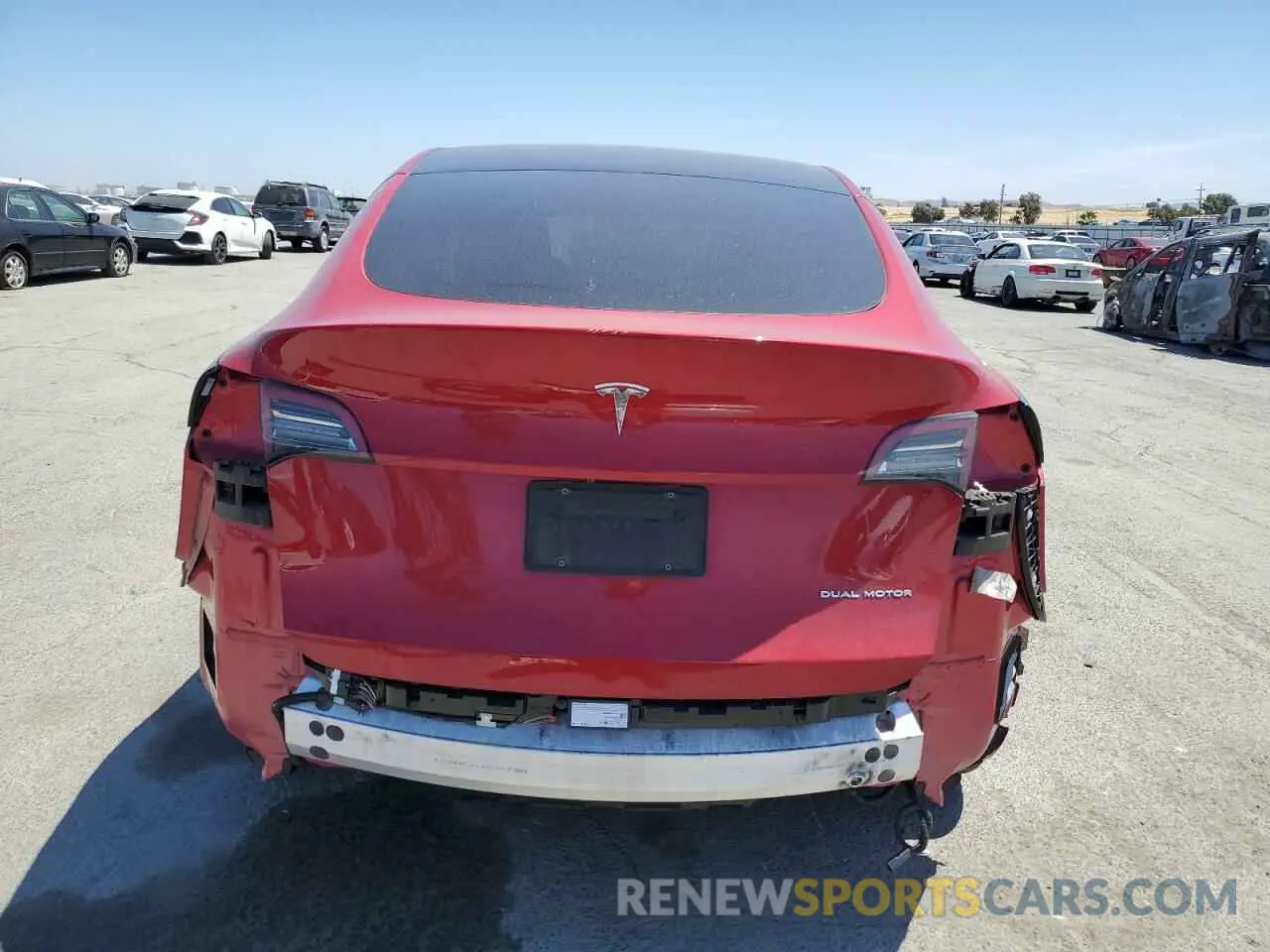 6 Photograph of a damaged car 5YJYGDEEXMF145239 TESLA MODEL Y 2021