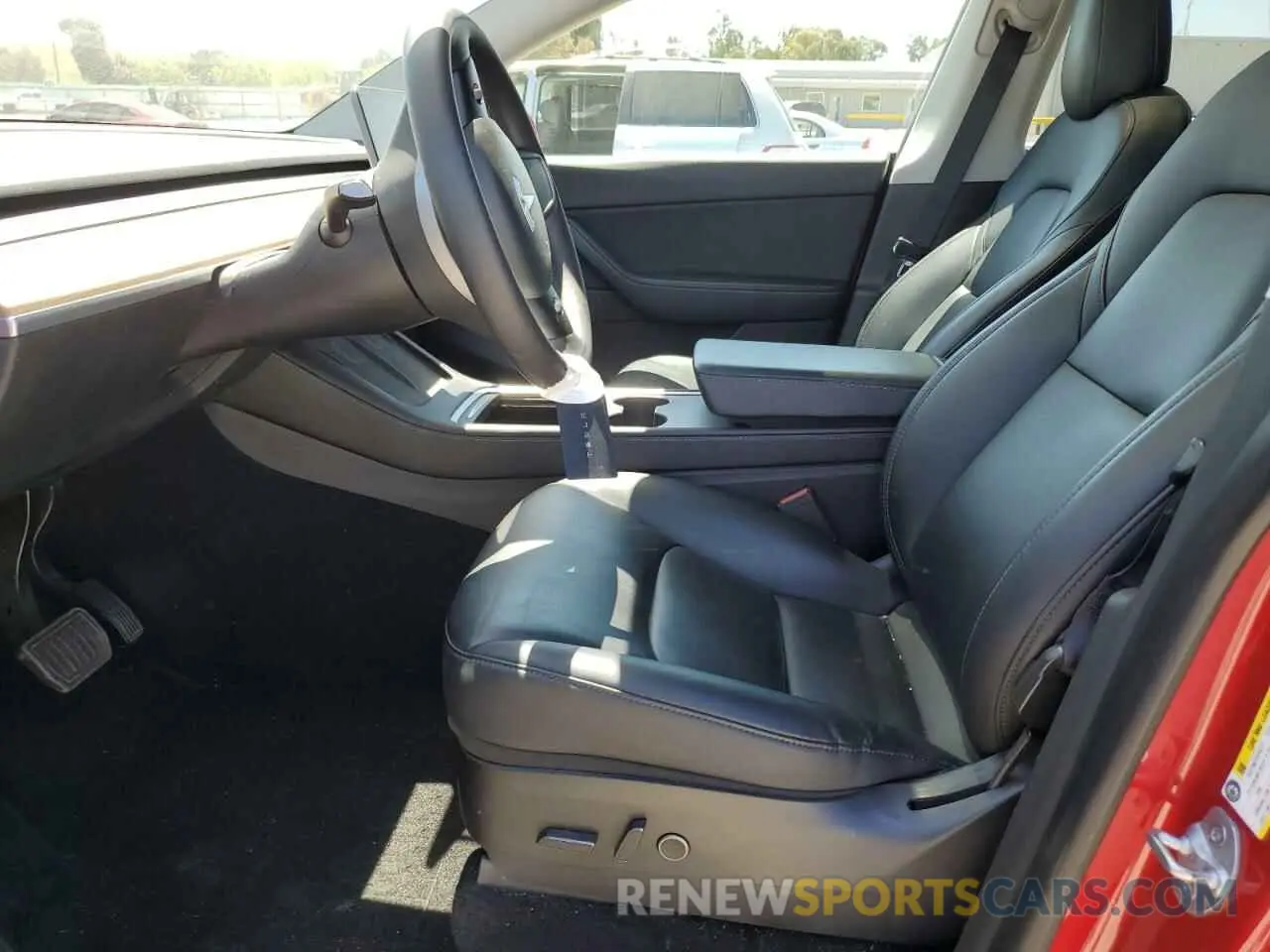 7 Photograph of a damaged car 5YJYGDEEXMF145239 TESLA MODEL Y 2021