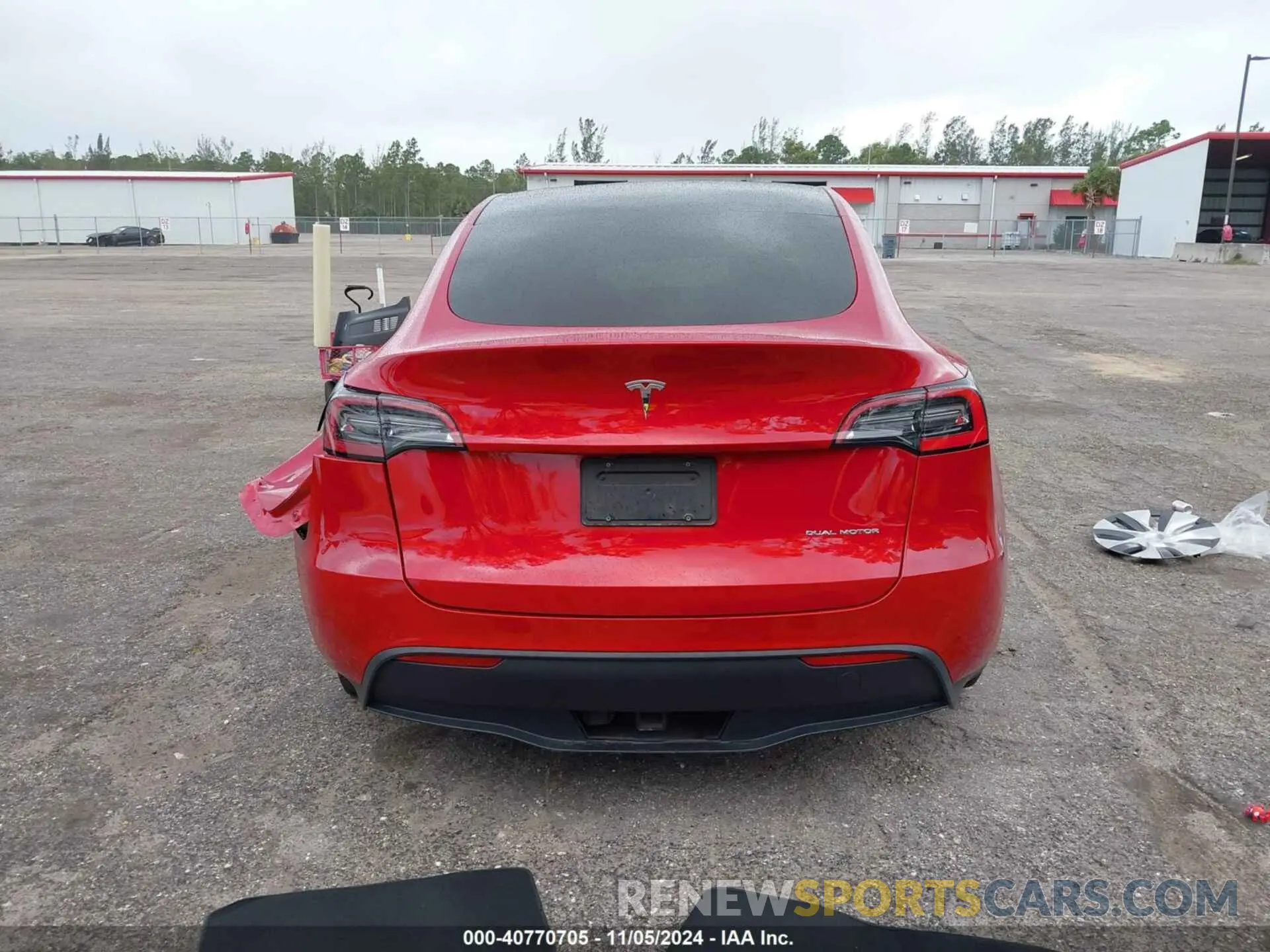 16 Photograph of a damaged car 5YJYGDEEXMF145788 TESLA MODEL Y 2021