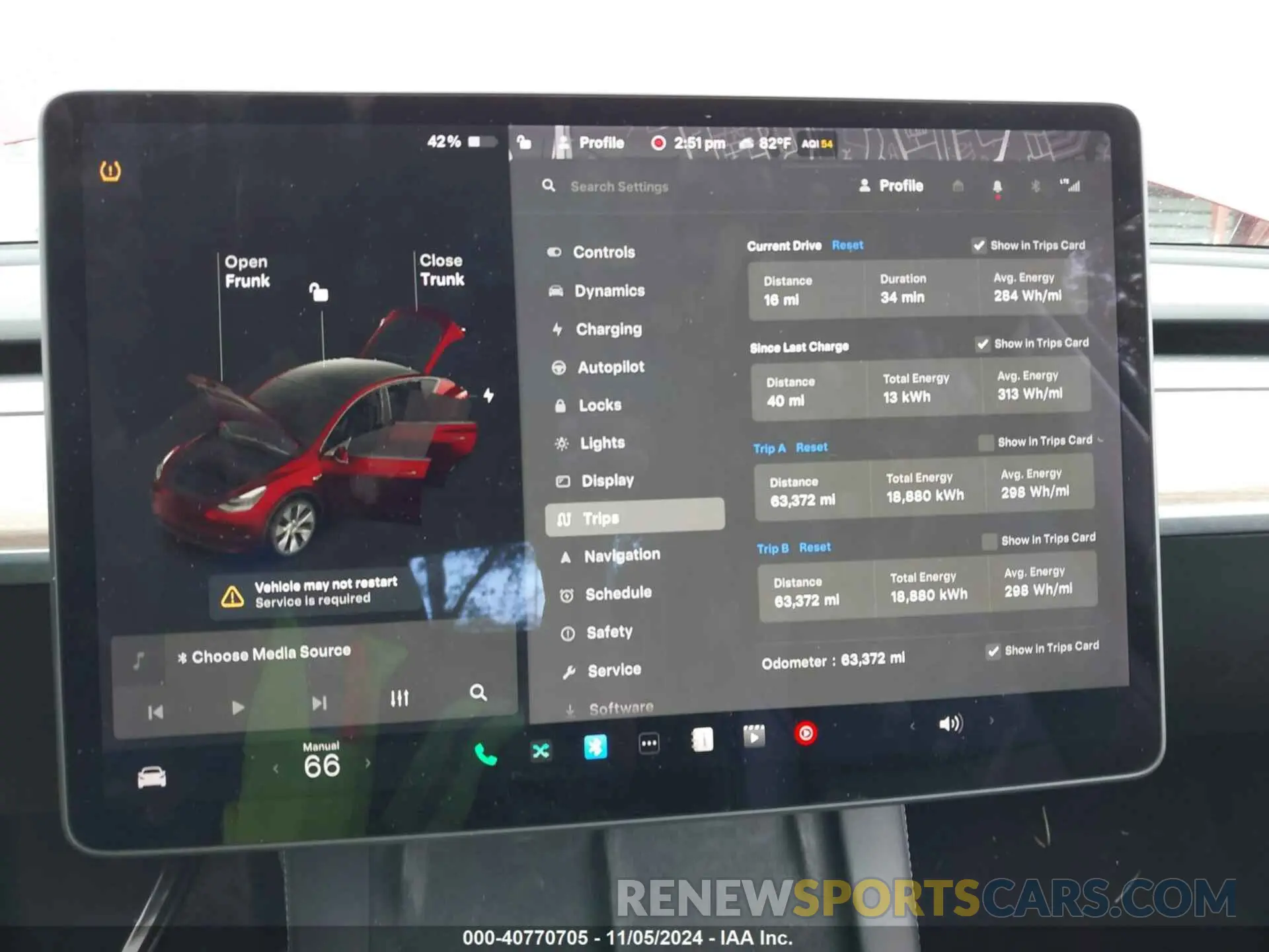 7 Photograph of a damaged car 5YJYGDEEXMF145788 TESLA MODEL Y 2021