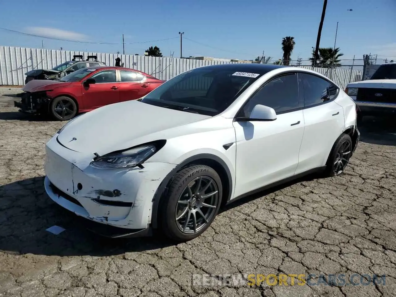 1 Photograph of a damaged car 5YJYGDEEXMF146617 TESLA MODEL Y 2021